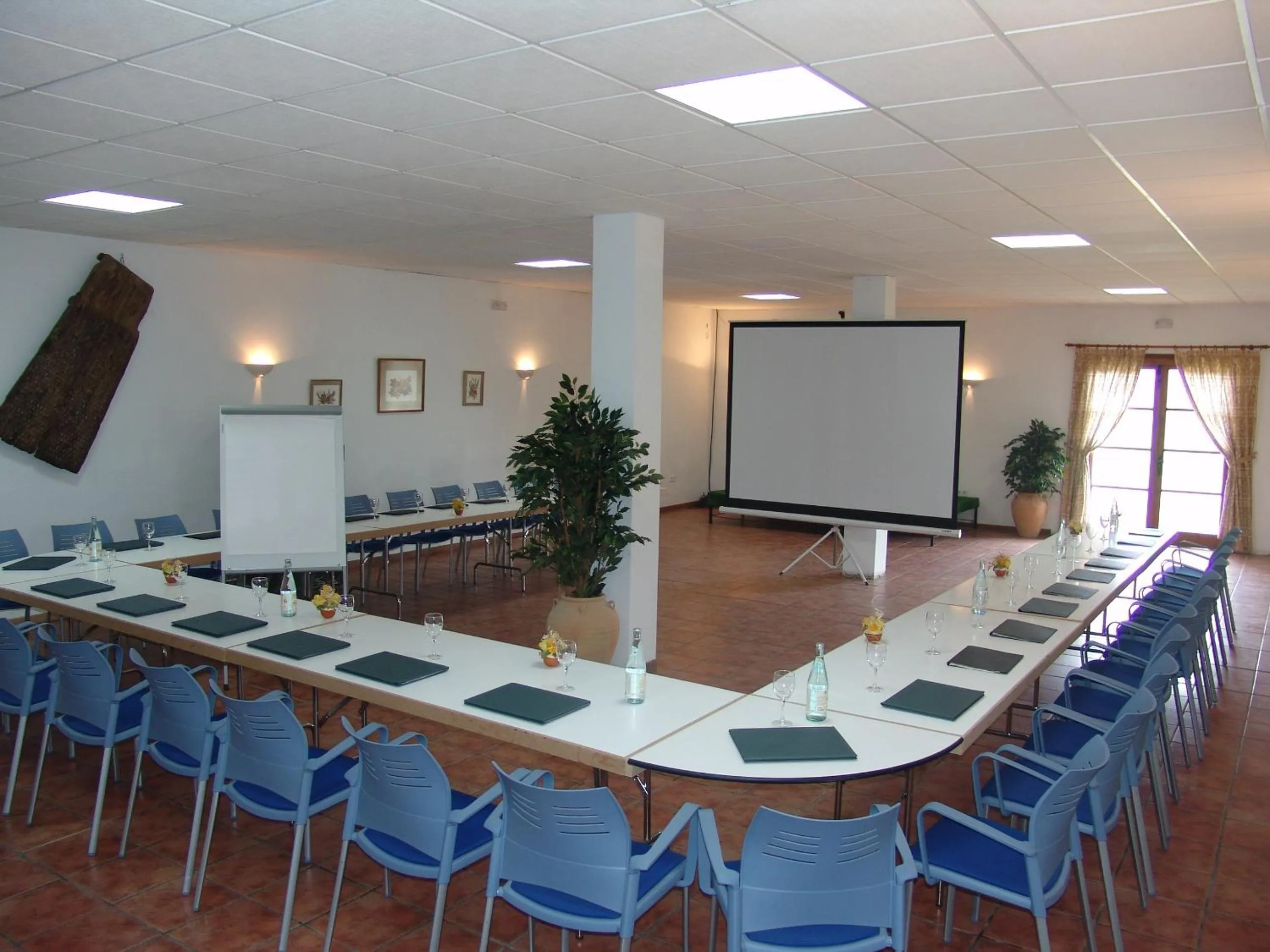 Business facilities in Hotel & SPA Peña Montañesa