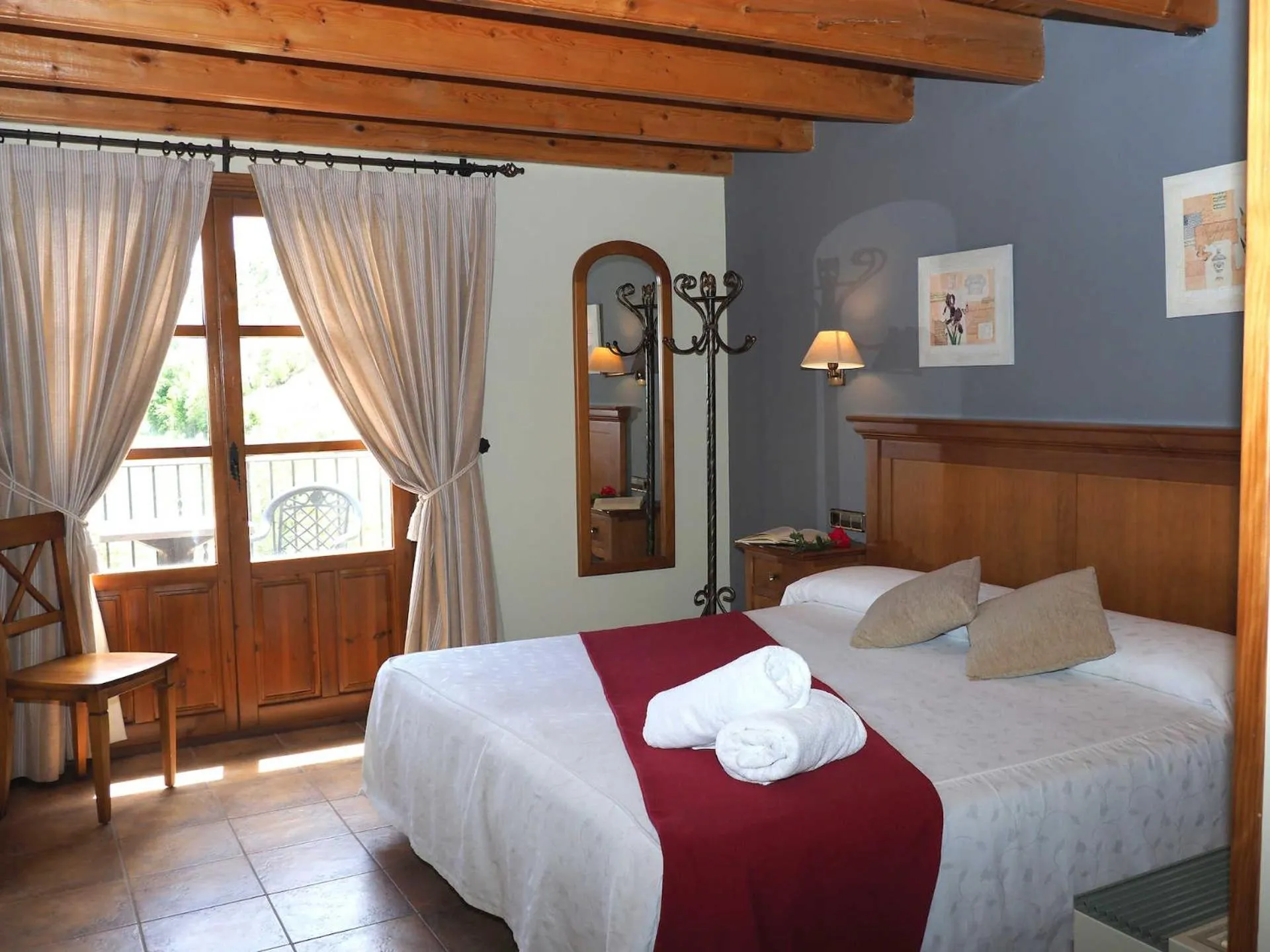 Bed in Hotel & SPA Peña Montañesa