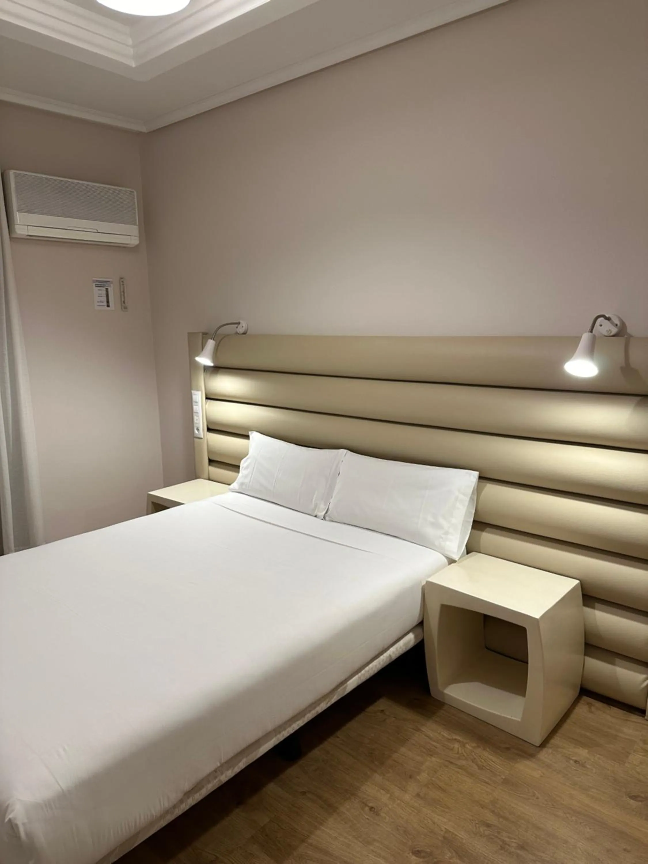 Bed in Hotel Pilar Plaza