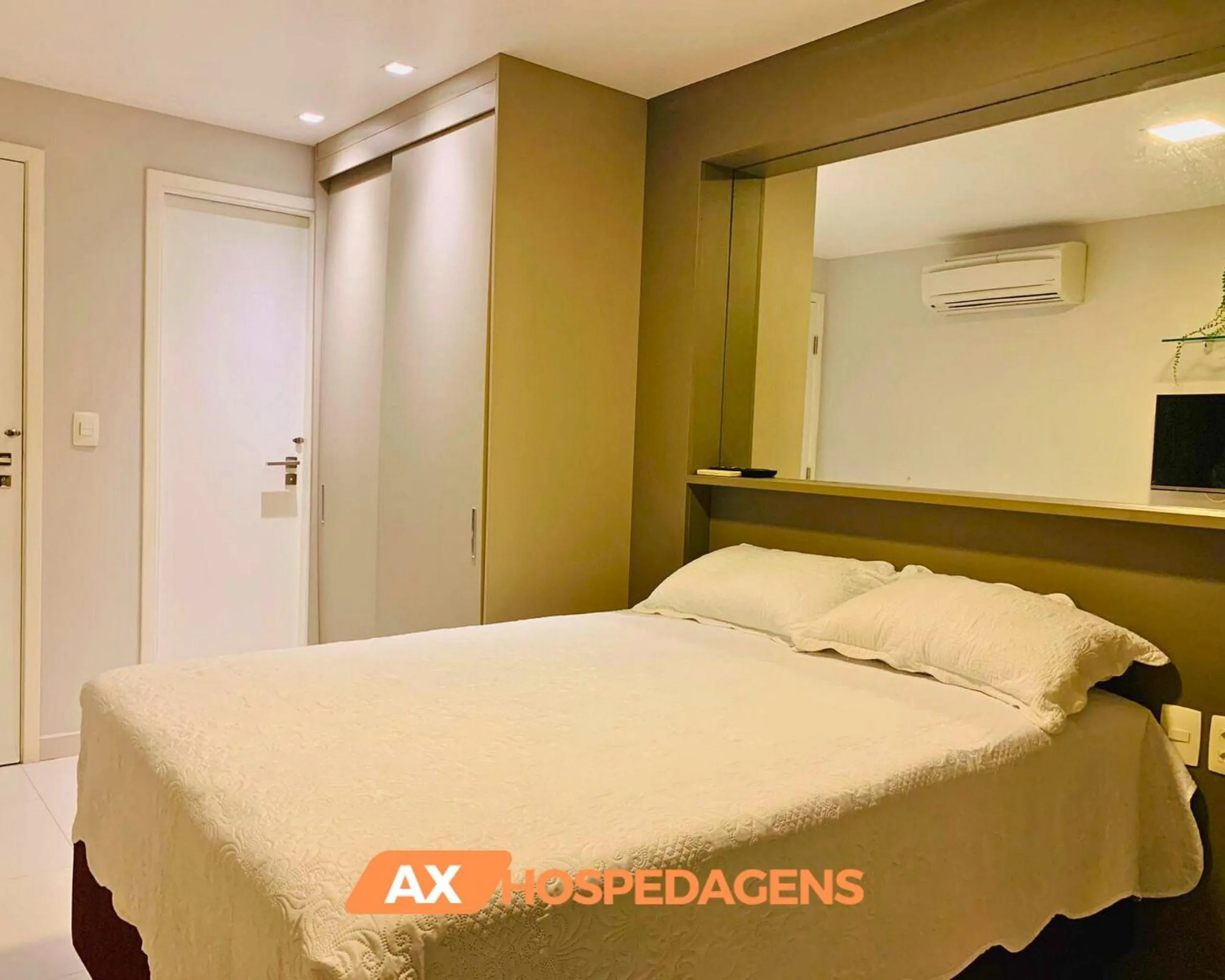 Two-Bedroom Apartment in AX Holanda Prime Shopping
