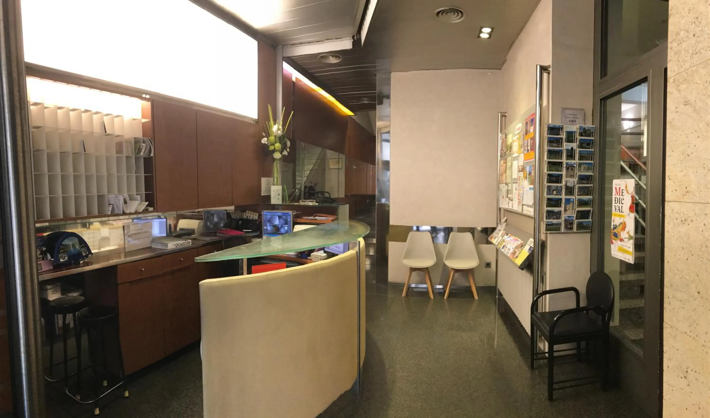 Facade/entrance in Hotel Nice