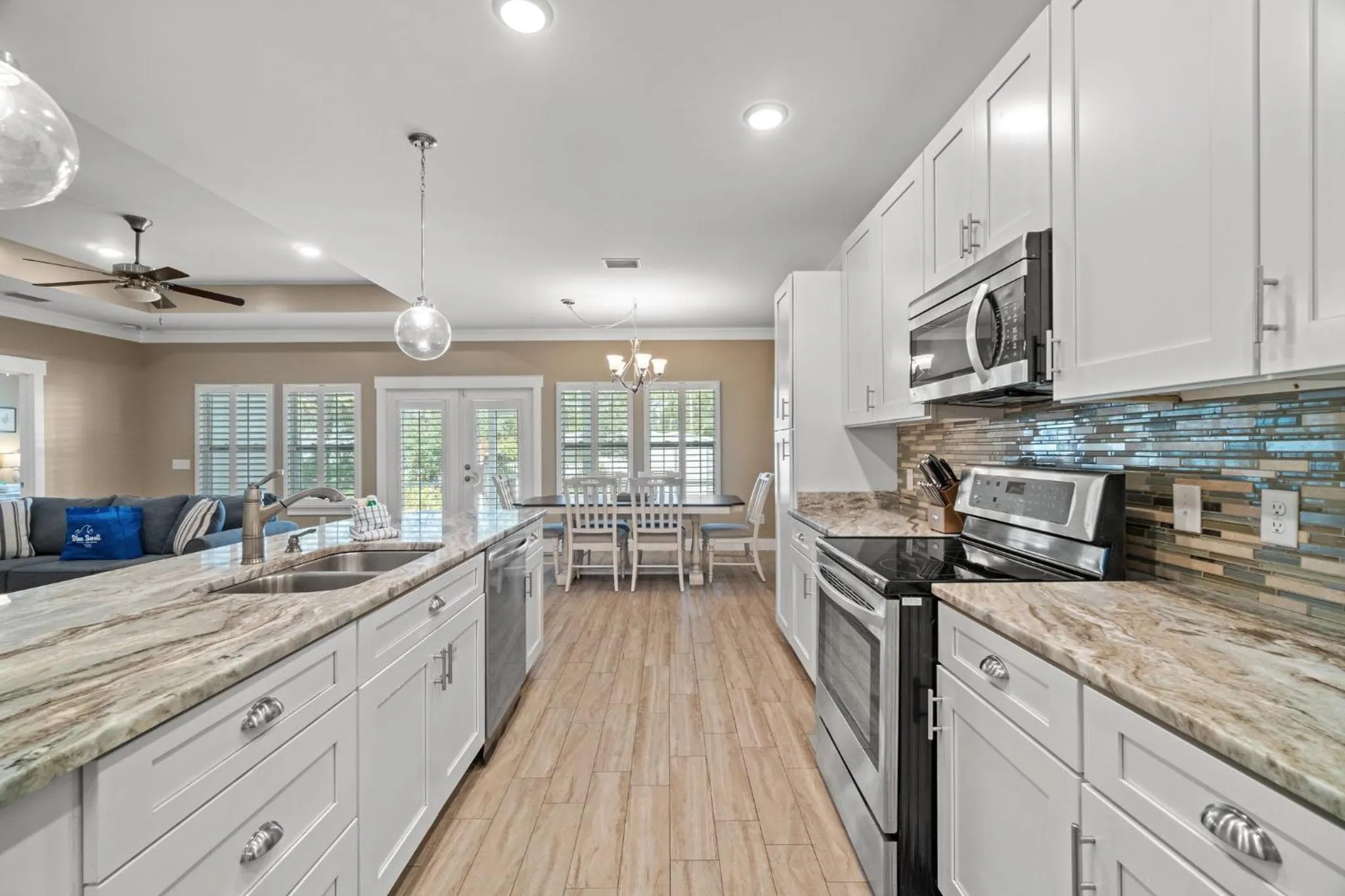 Kitchen or kitchenette in Charming Retreat, a Short Walk to Laguna Beach, with Room for 10!