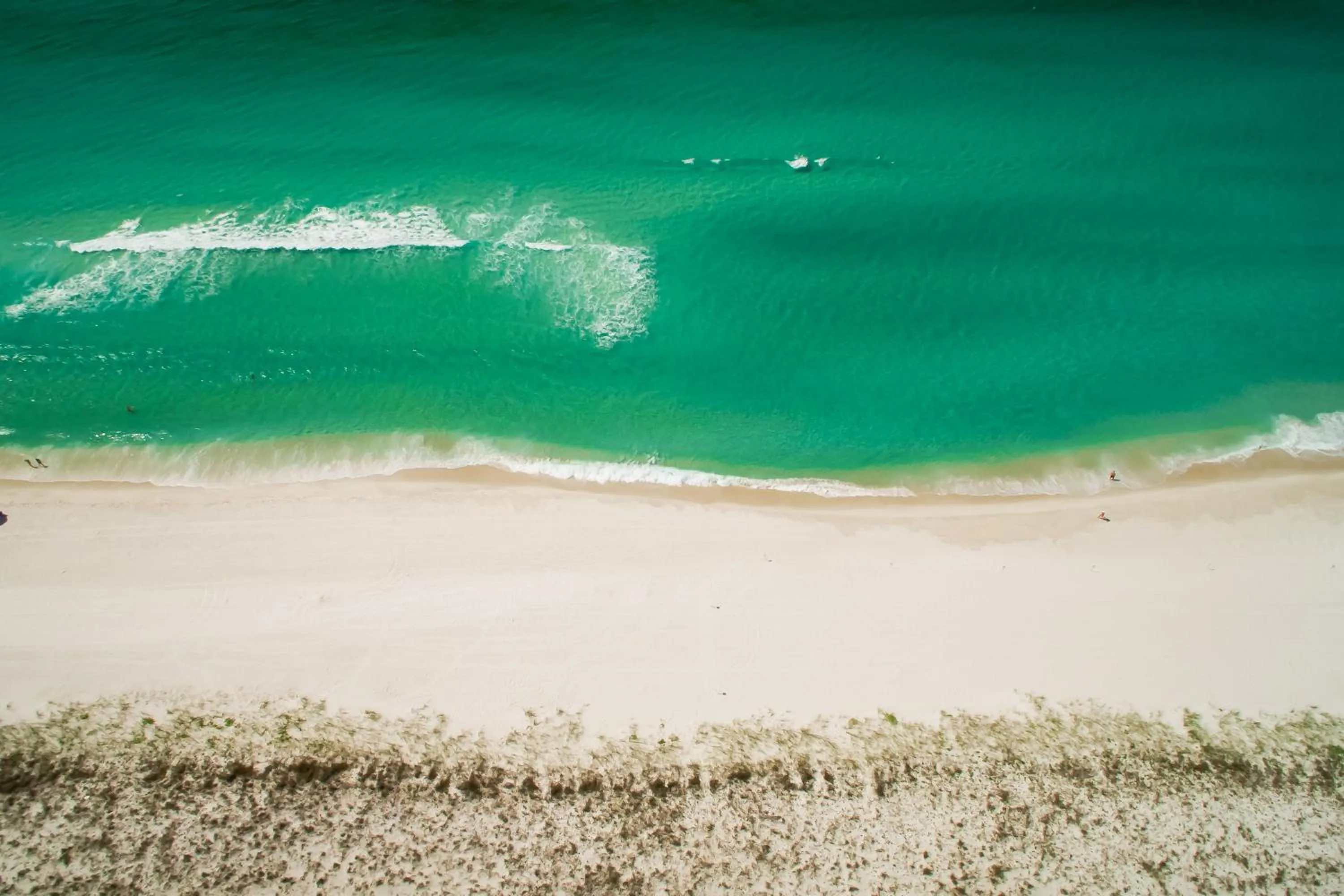 Beach in 24 York Lane | Edgewater Escape