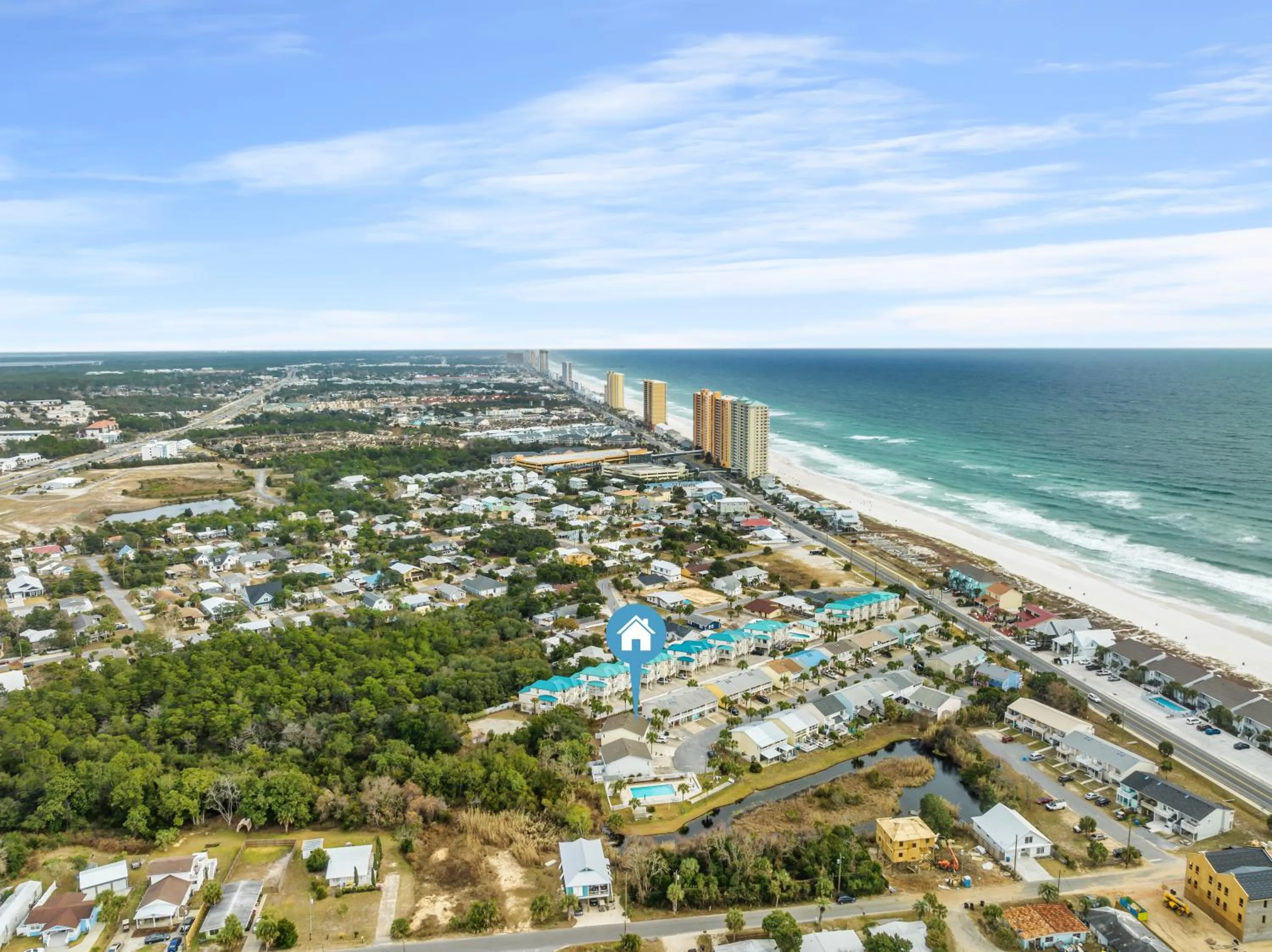 Other in Short Walk to The Beach! Community Pool! Sleeps 6!