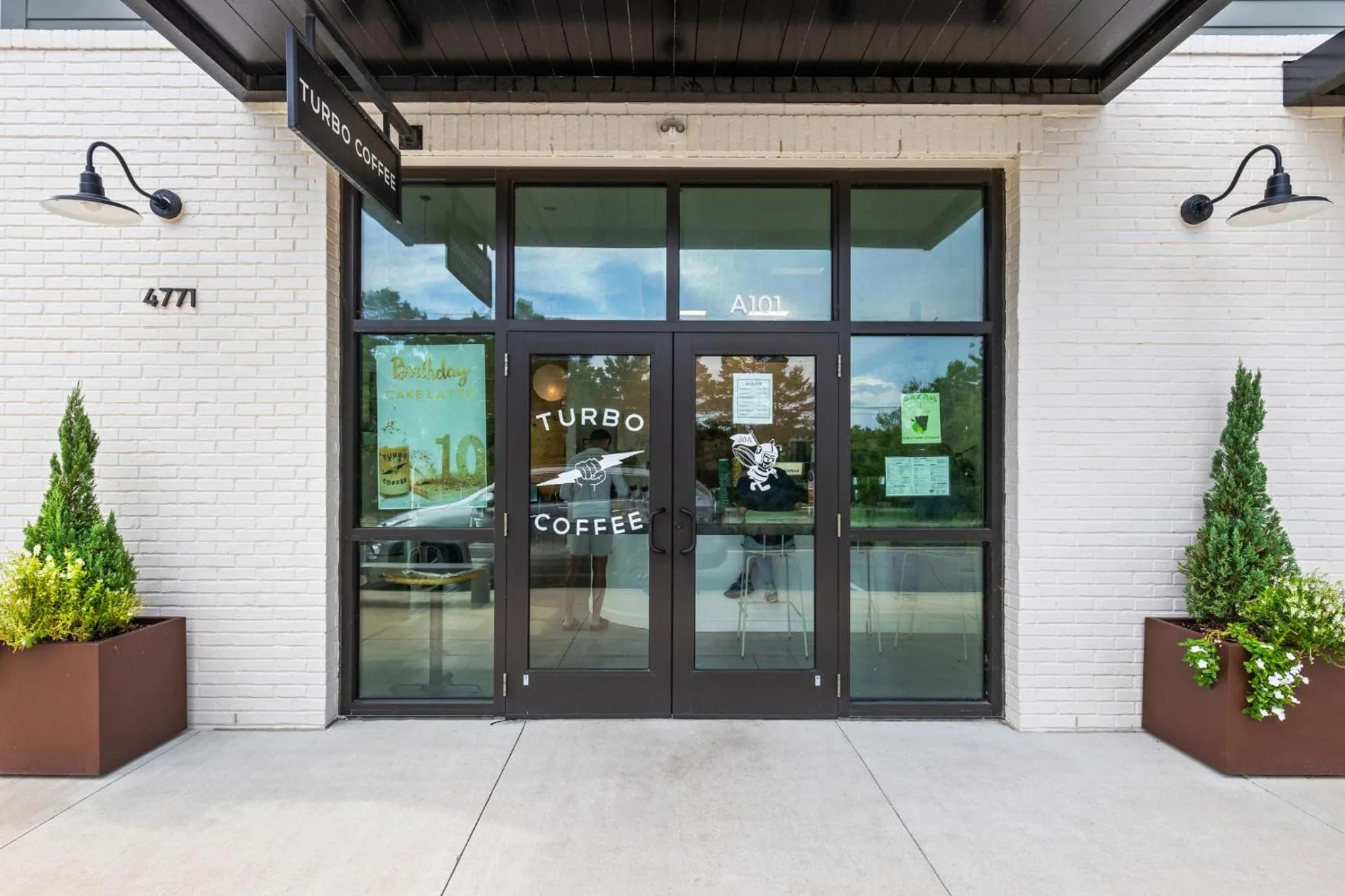 Property building in One Upon A Tide - Private Pool - Mother-In-Law Suite