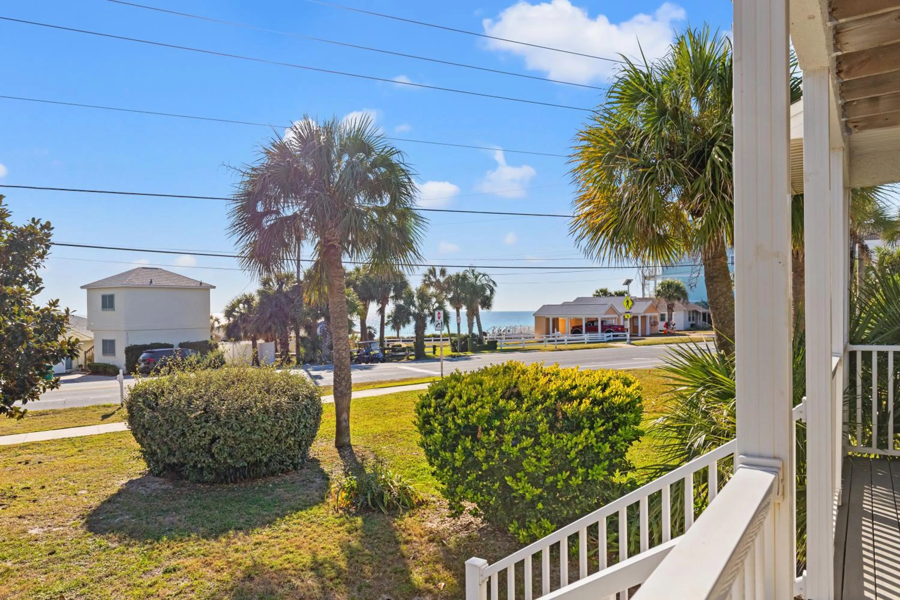 Property building in Vacation in This Gorgeous 2-Story Home! 3 BR 3 BA! Sleeps 8!