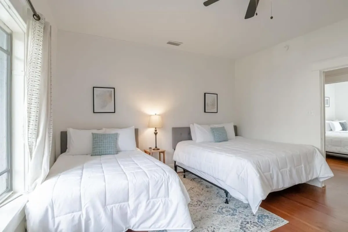 Bed in Mins to Cruise Terminal&Downtown- Sunny Splendor