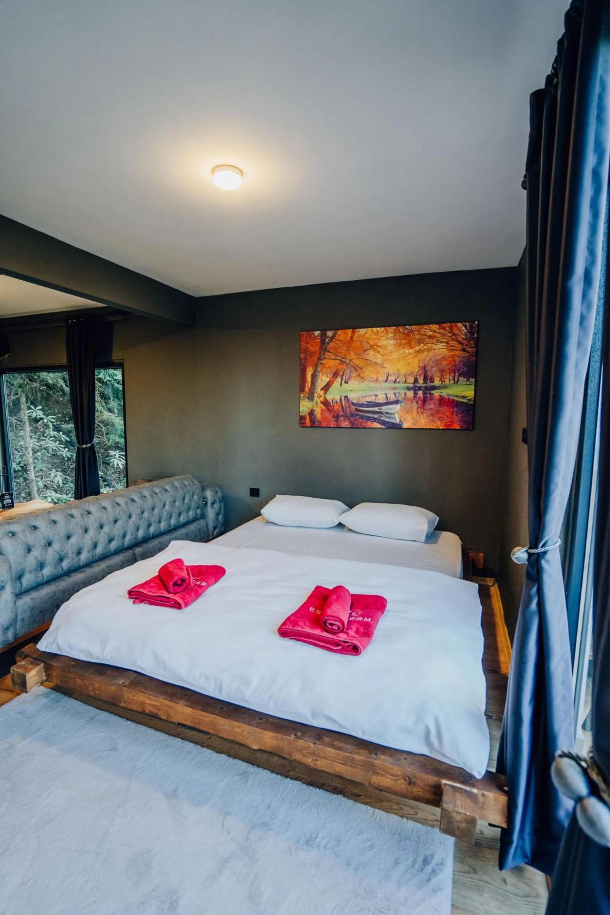 Bed in Montana Suite Bungalows