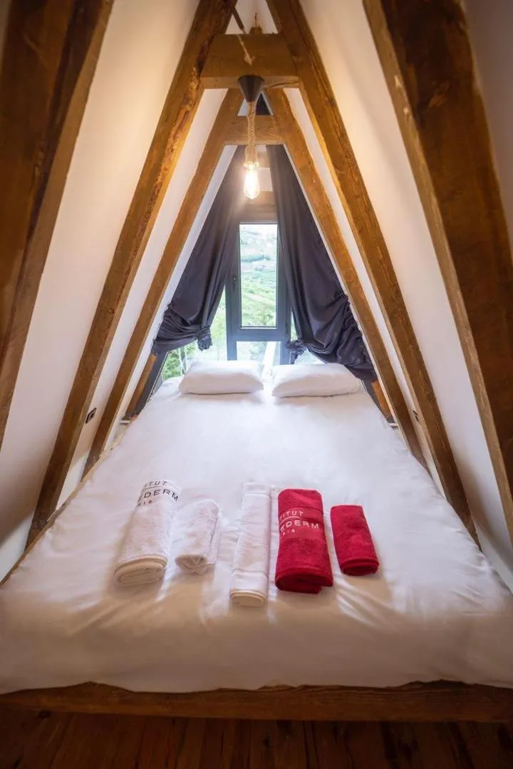 Bed in Montana Suite Bungalows