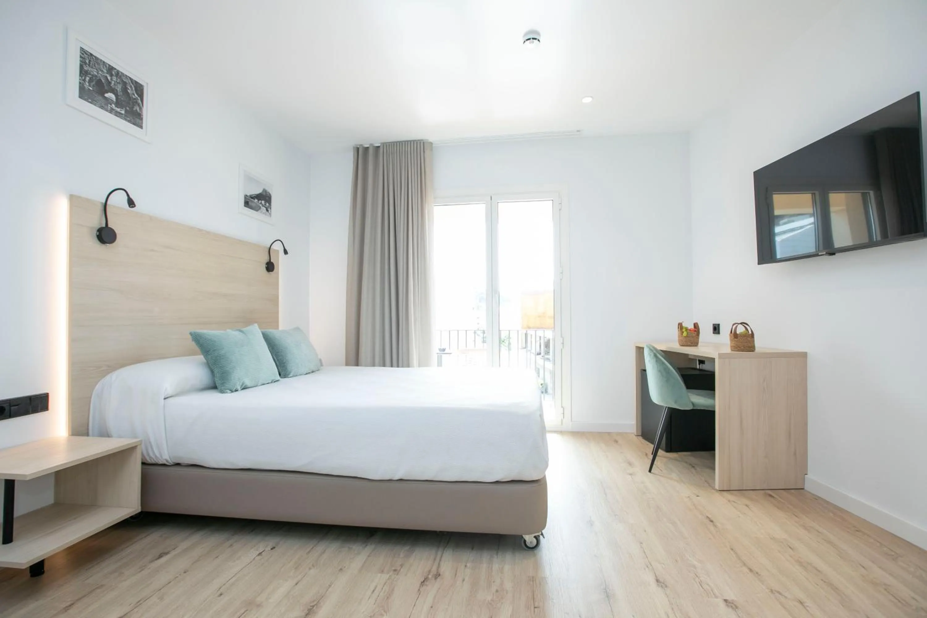 Bed in Hotel Coral Boutique by gaiarooms