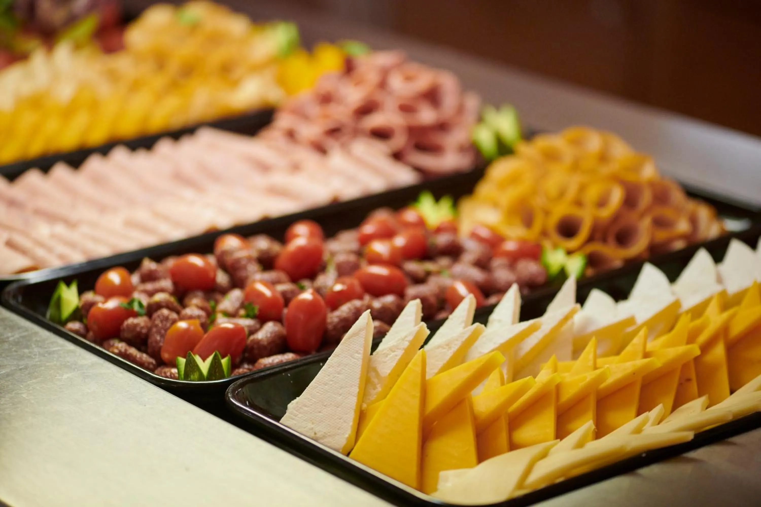 Restaurant/places to eat in Crystal City Hotel