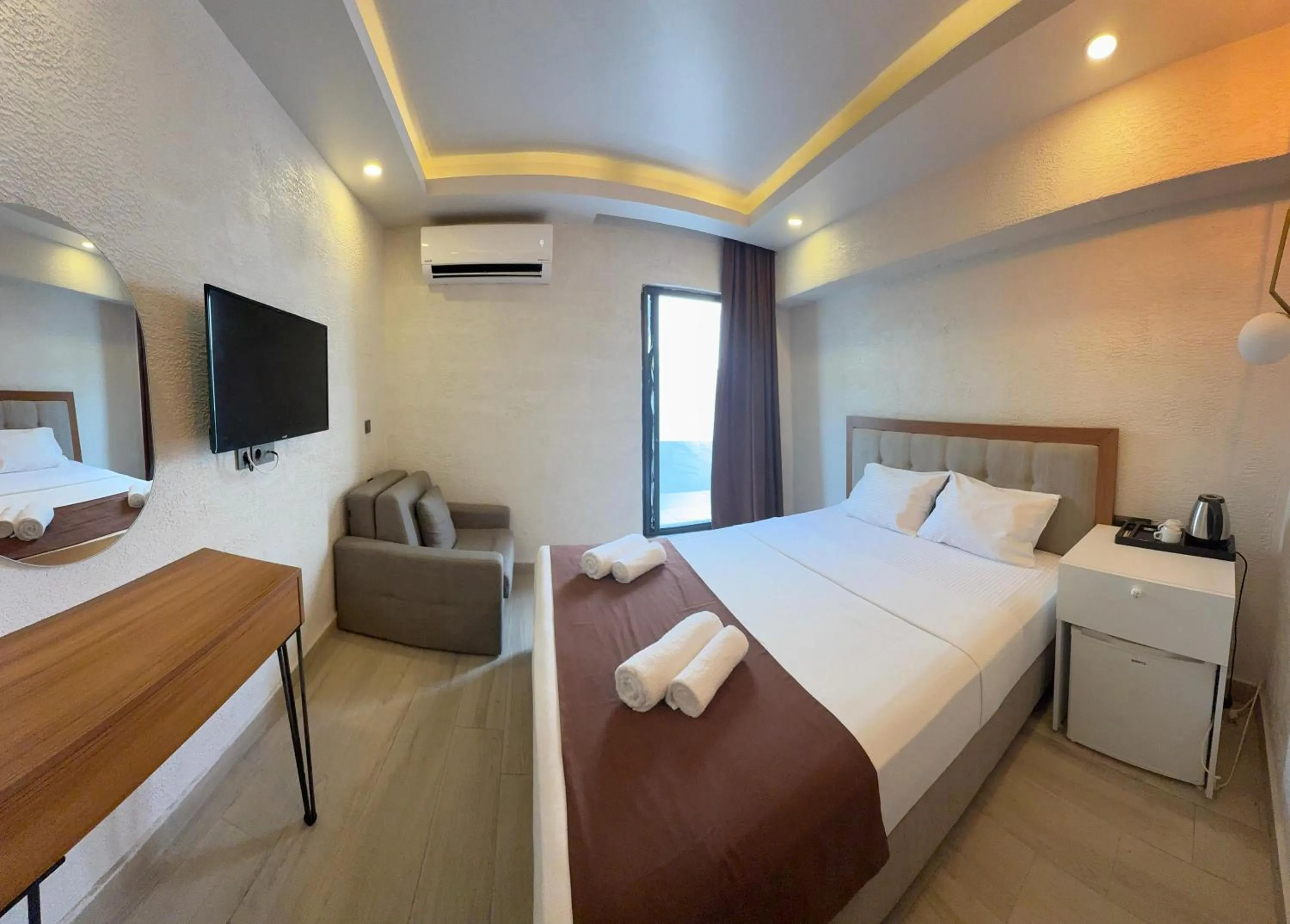 Bed in Royal Dream's Hotel