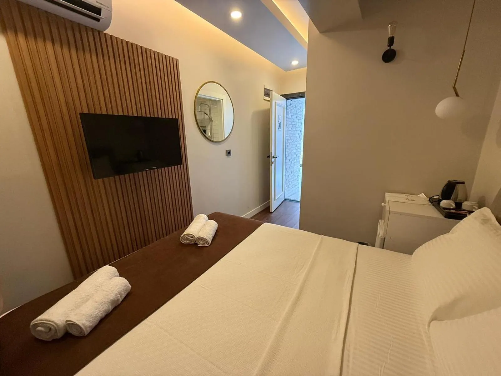 TV and multimedia in Royal Dream's Hotel