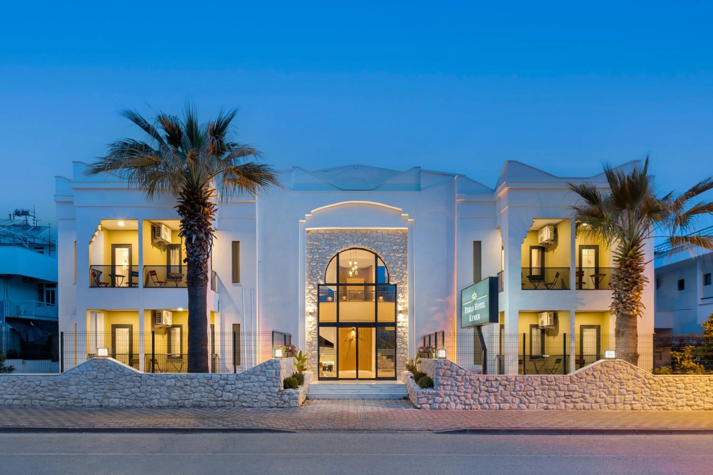 Property building in Royal Dream's Hotel