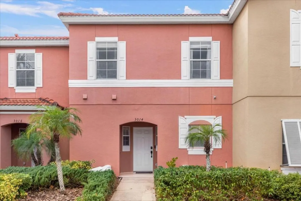 Property building in 3 Bedroom 25 Bathroom Encantada Resort 3014 Wo