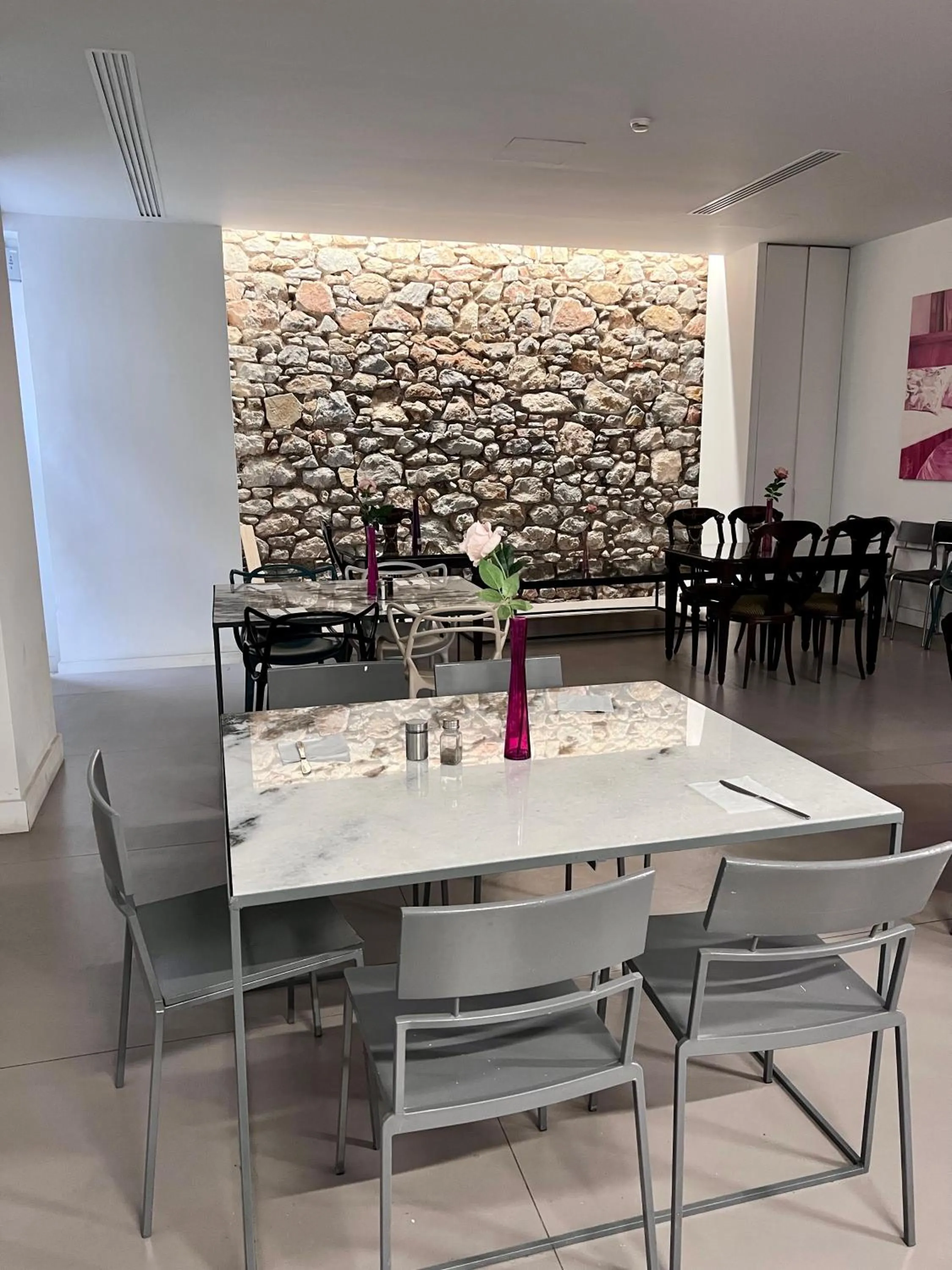 Seating area in Art Hotel Athens