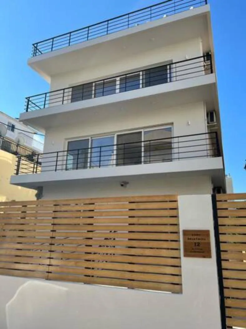 Property building in Skiathou 12 Contemporary Residences