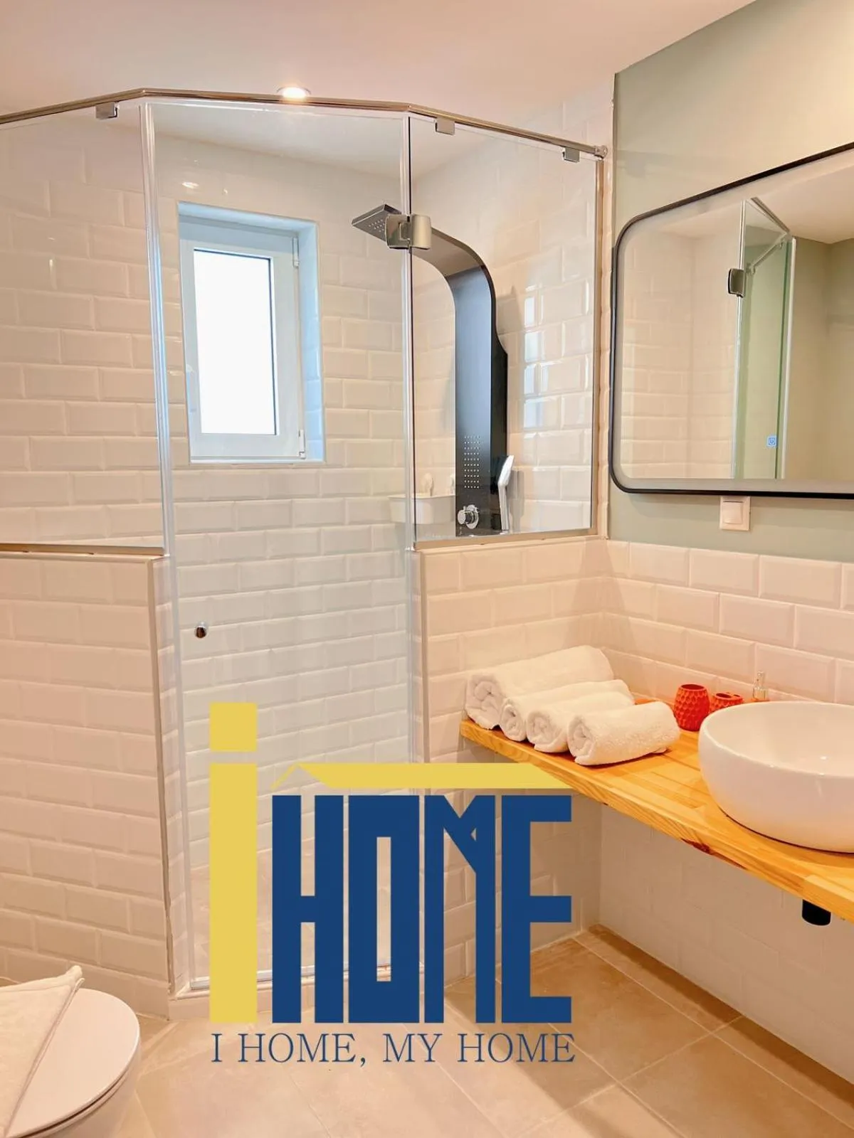 Shower in Skiathou 12 Contemporary Residences