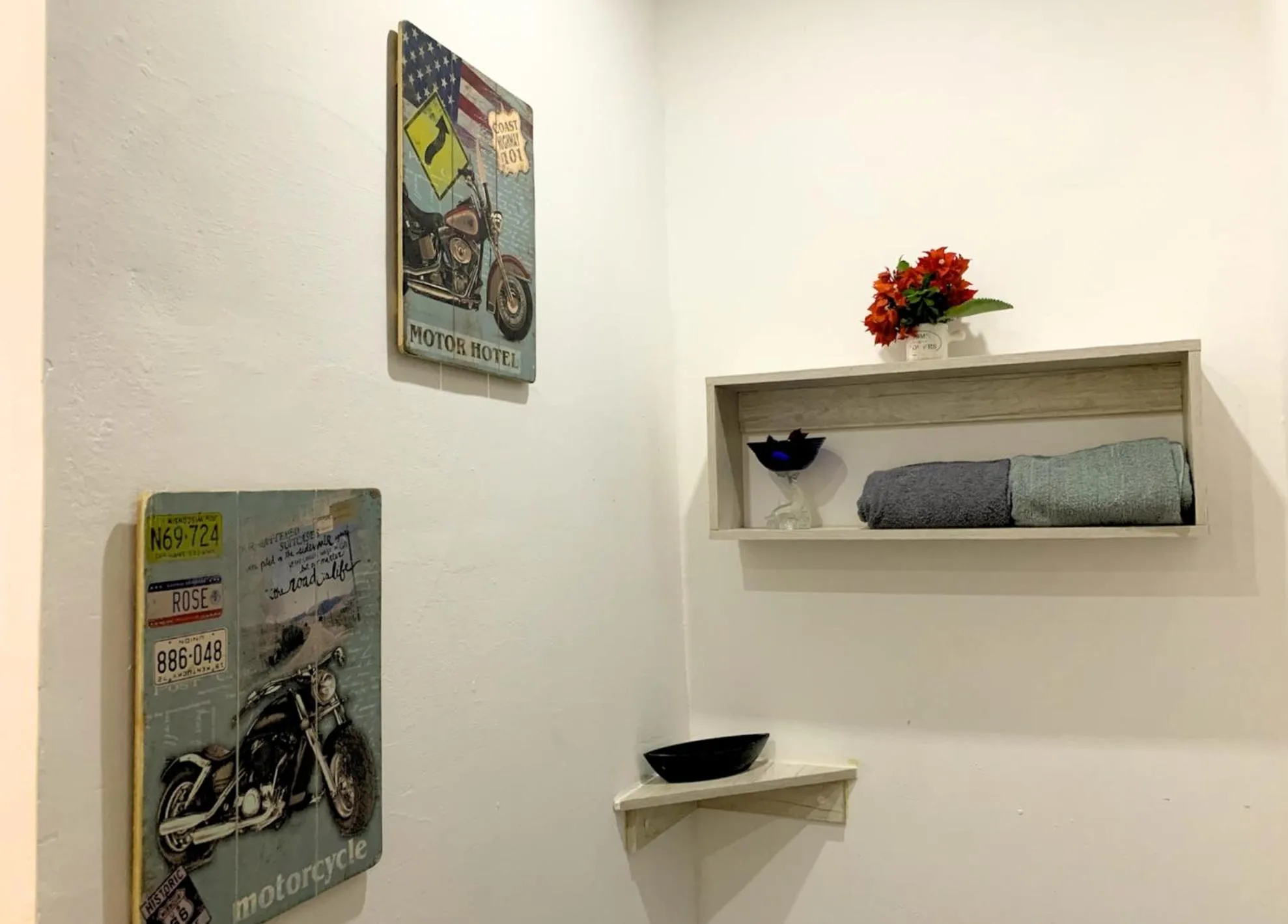 Decorative detail in Pacific Coast Hotel