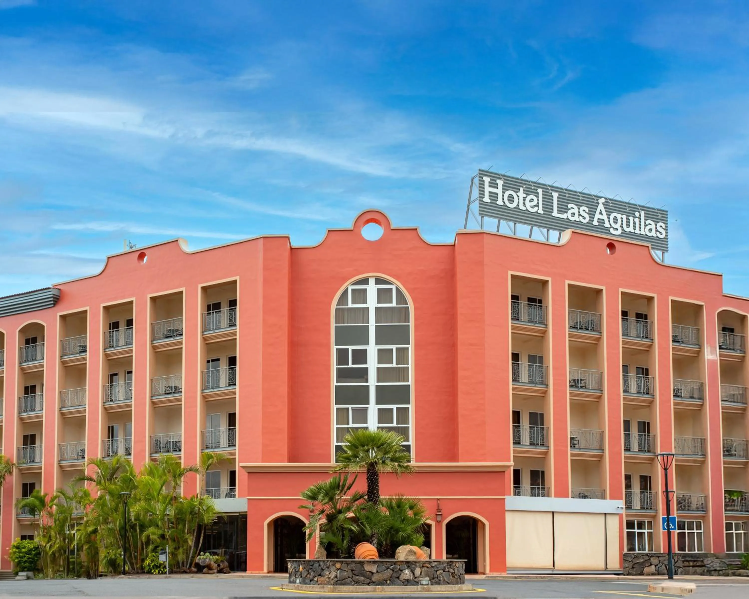 Facade/entrance in Hotel Las Águilas Tenerife, Affiliated by Meliá