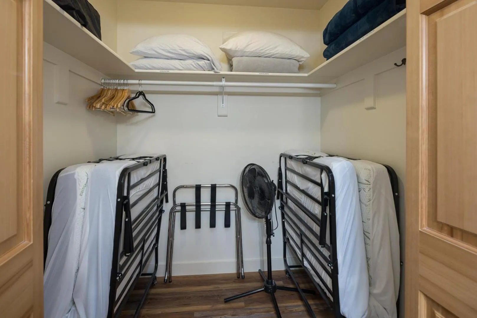 Bed in Cottonwoods 419