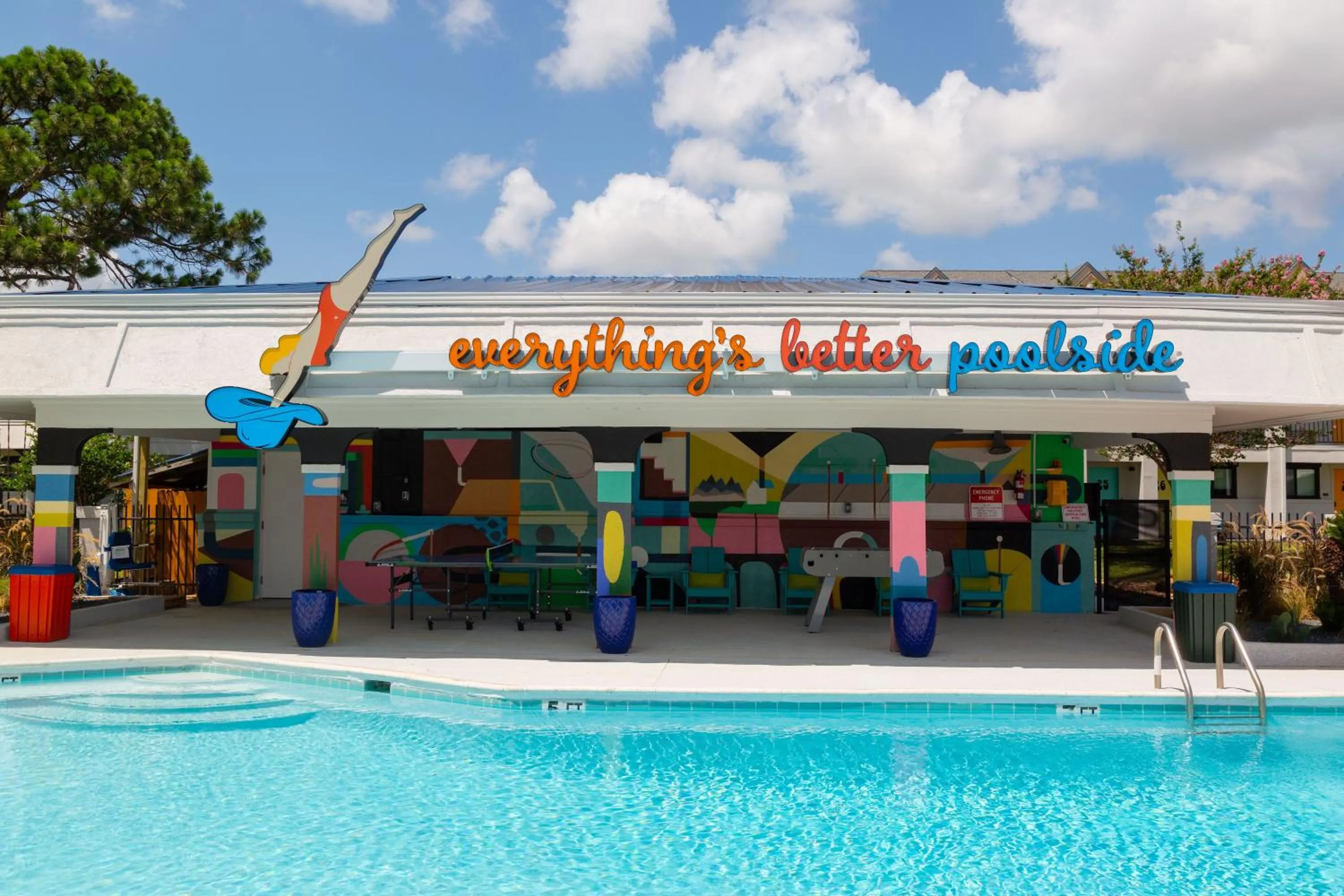 Swimming pool in Hotel McCoy - Art, Libations, Pool Society