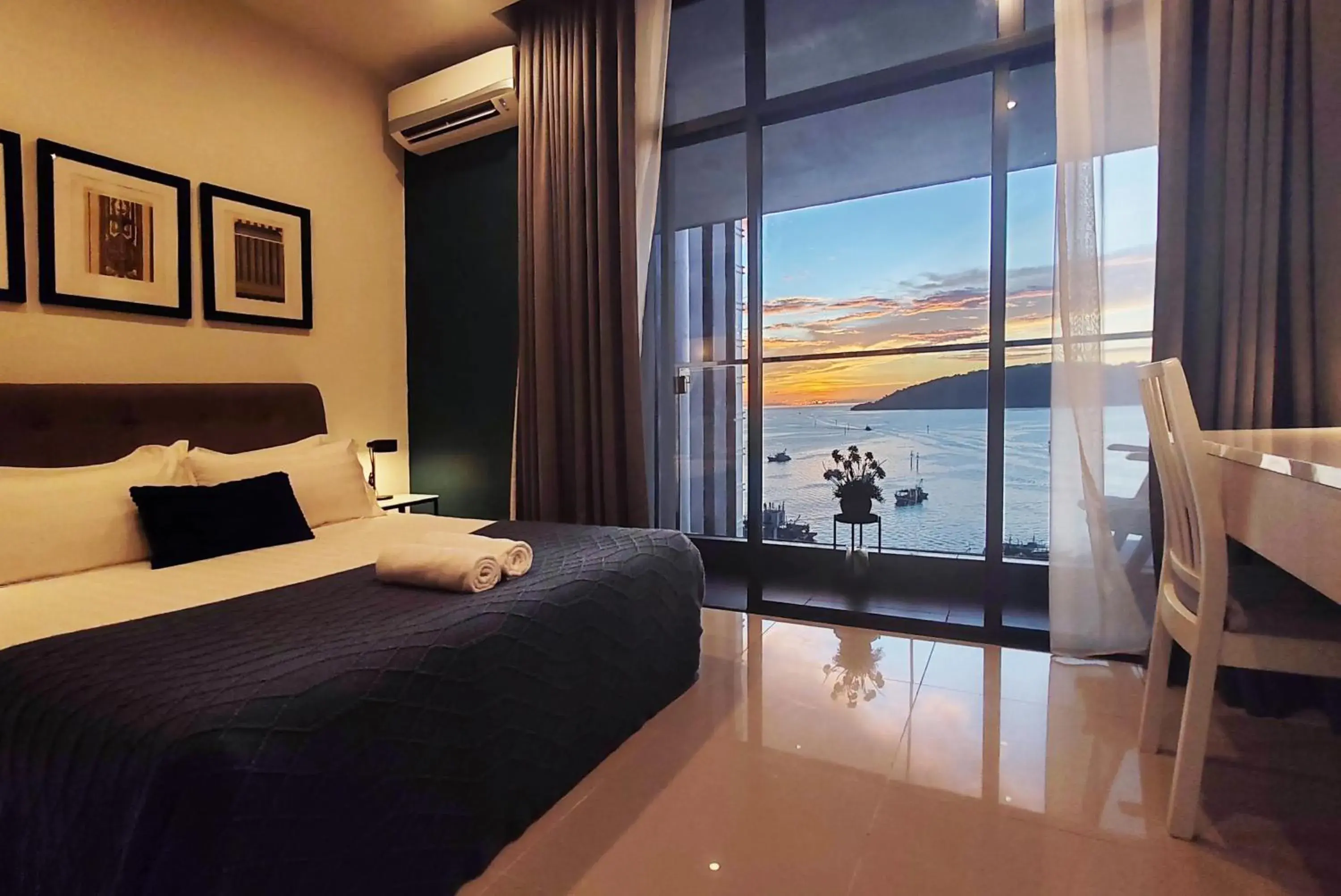 Studio with Ocean View in Seaview Bliss Studio By Tropical Elegance Studio with Ocean View in Seaview Bliss Studio By Tropical Elegance