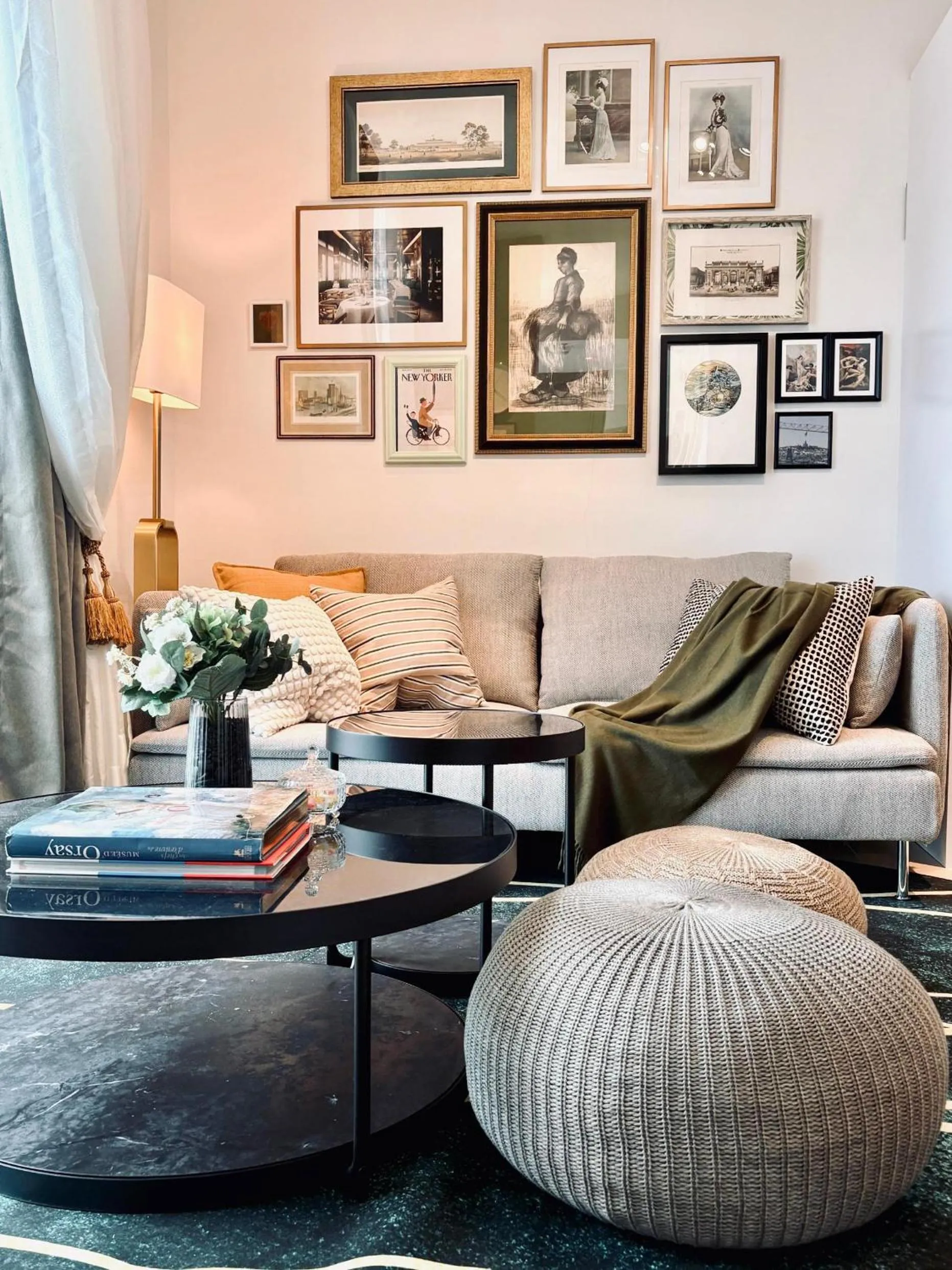 Living room in Seaview Bliss Studio By Tropical Elegance