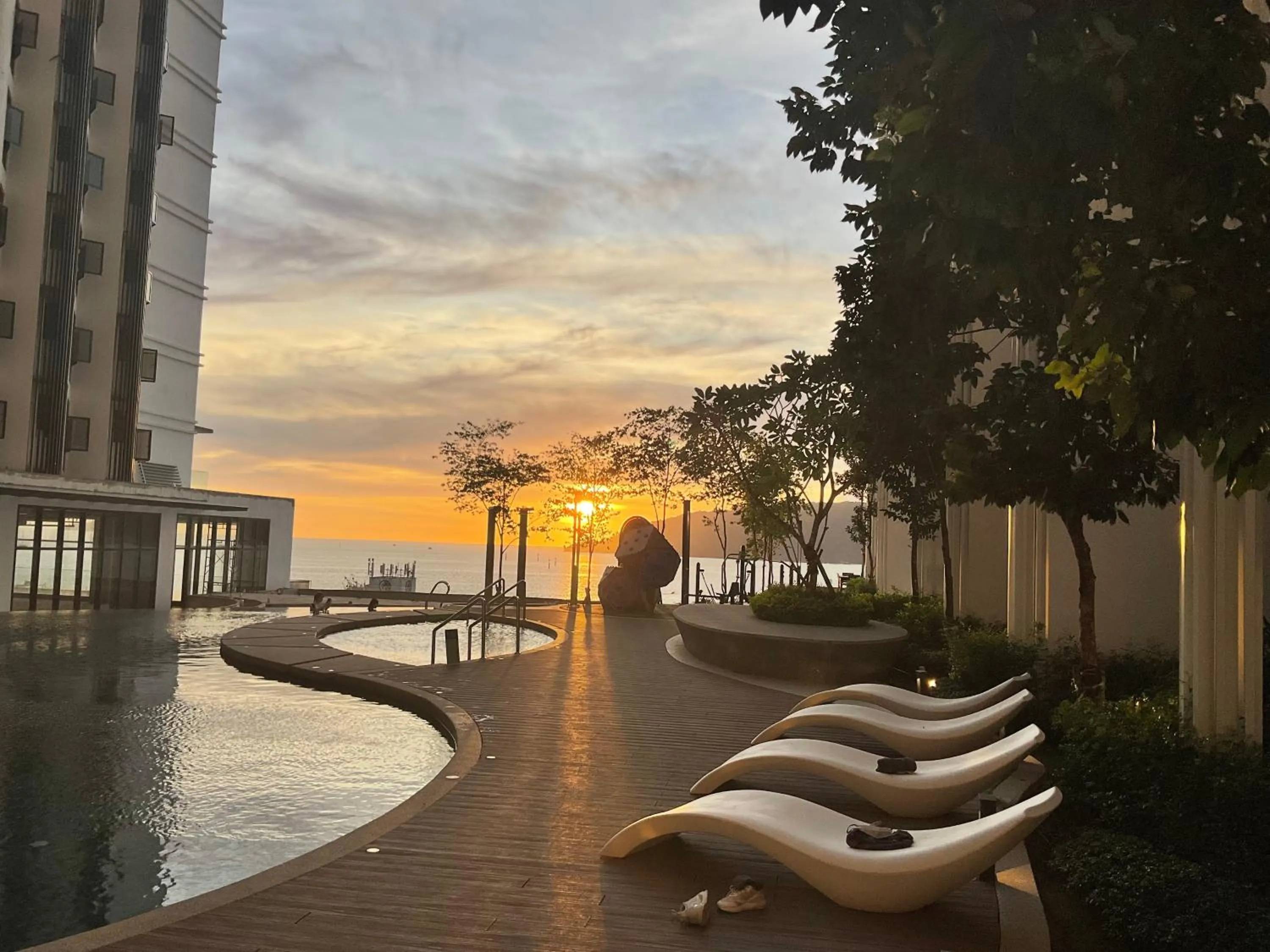 Natural landscape in Seaview Bliss Studio By Tropical Elegance