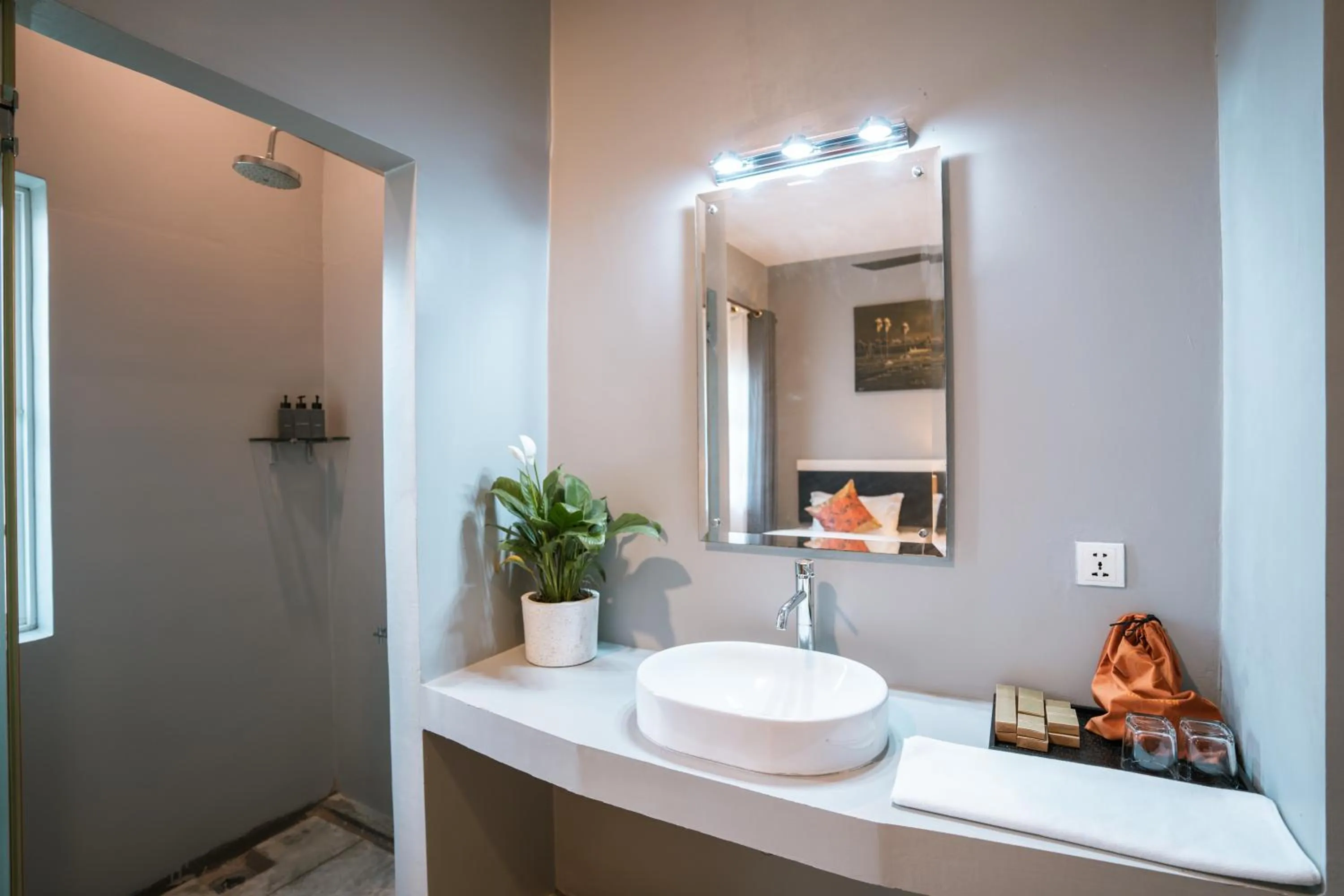 Toilet in Amazing Smile Angkor Resort