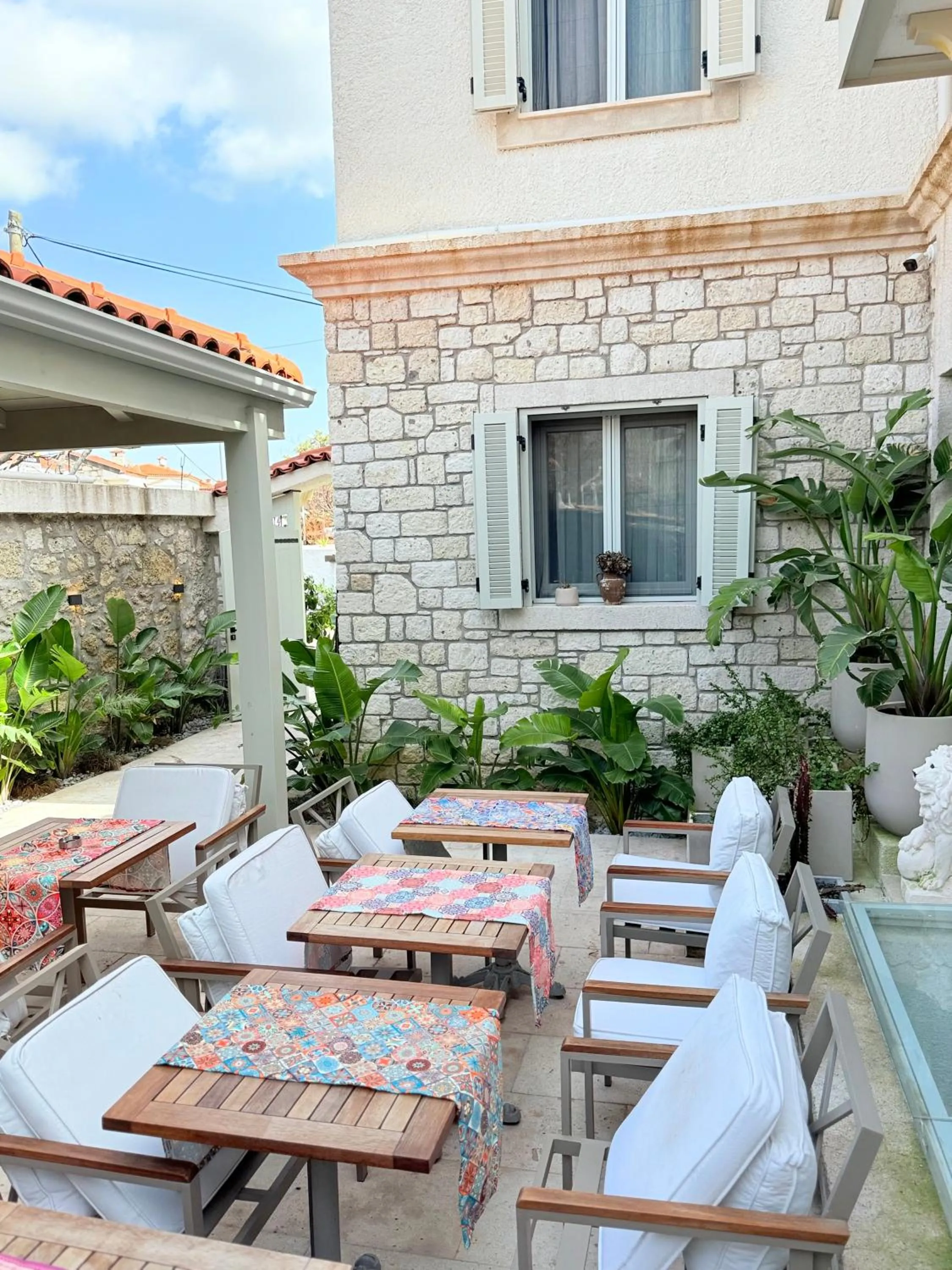 Seating area in Kotraba Alacati Hotel