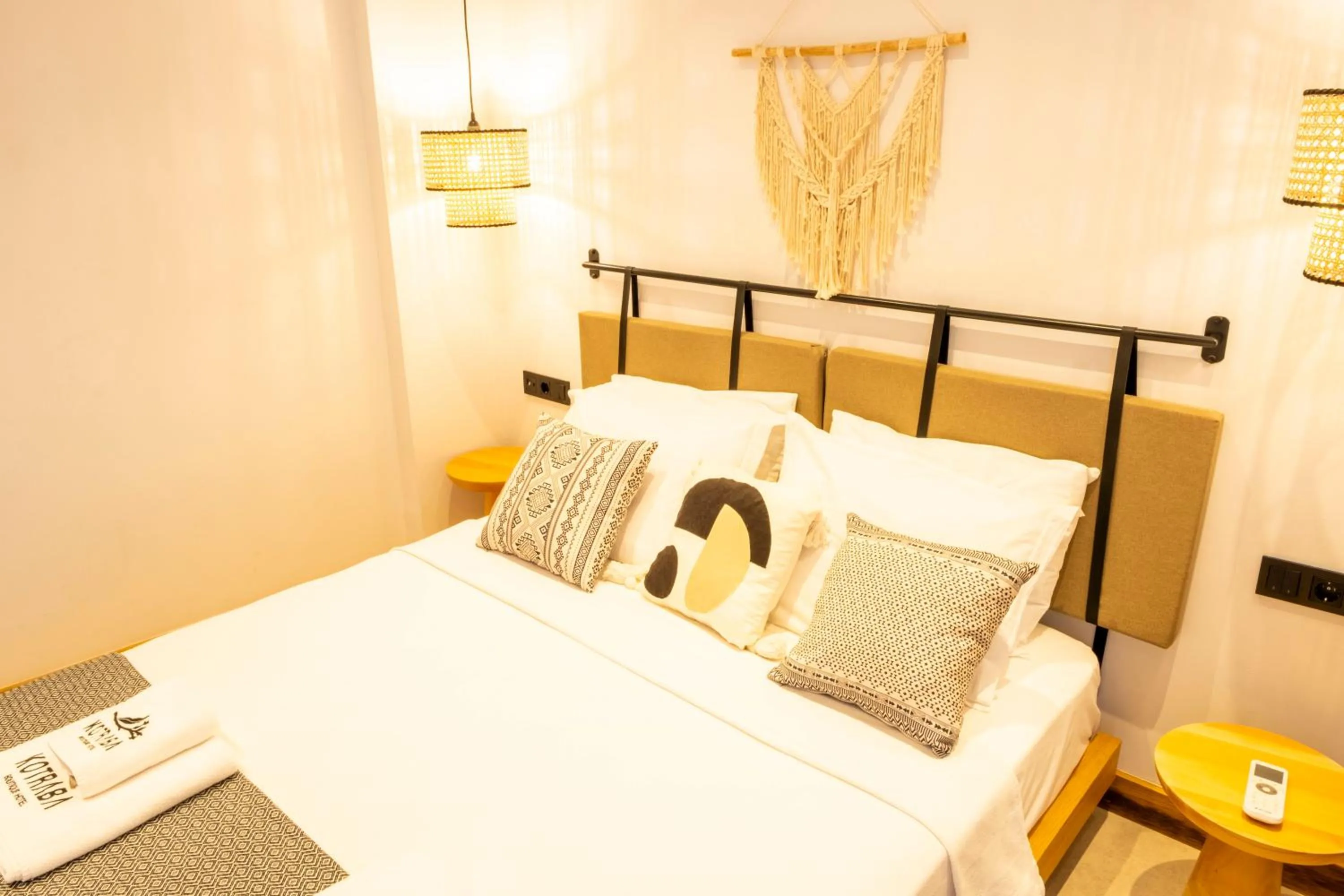 Bed in Kotraba Alacati Hotel