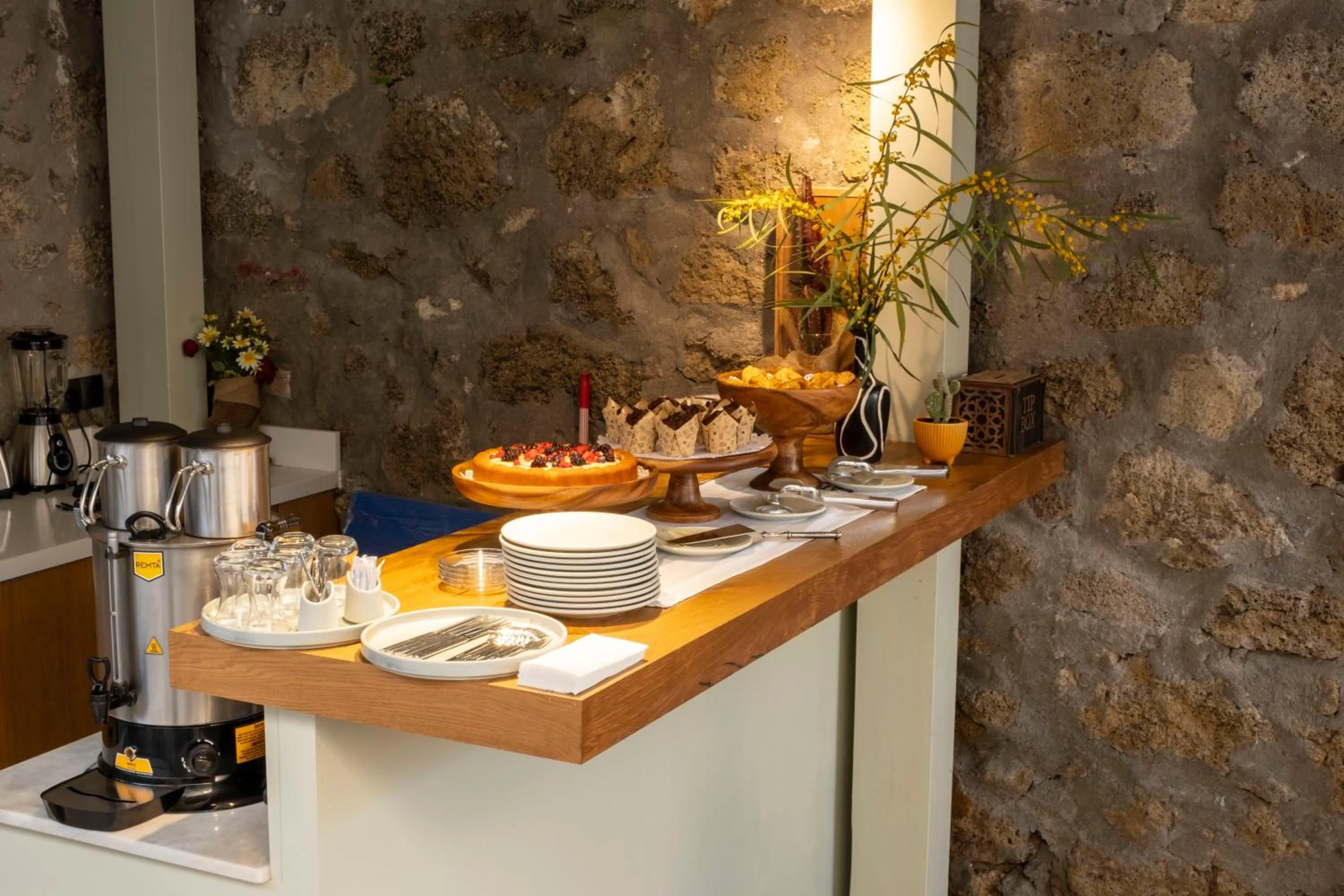 Coffee/tea facilities in Kotraba Alacati Hotel