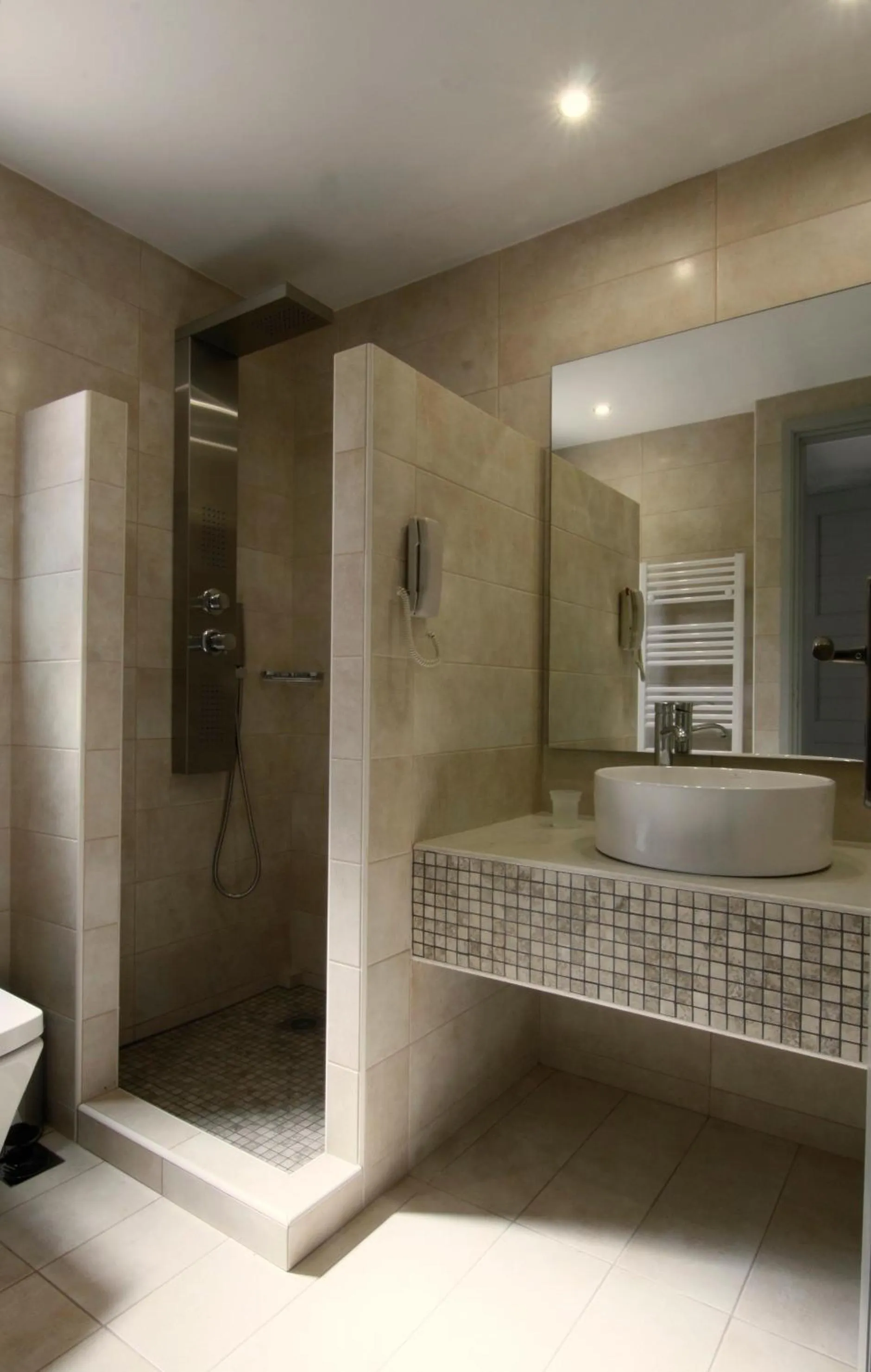 Bathroom in Mare Vista Hotel - Epaminondas