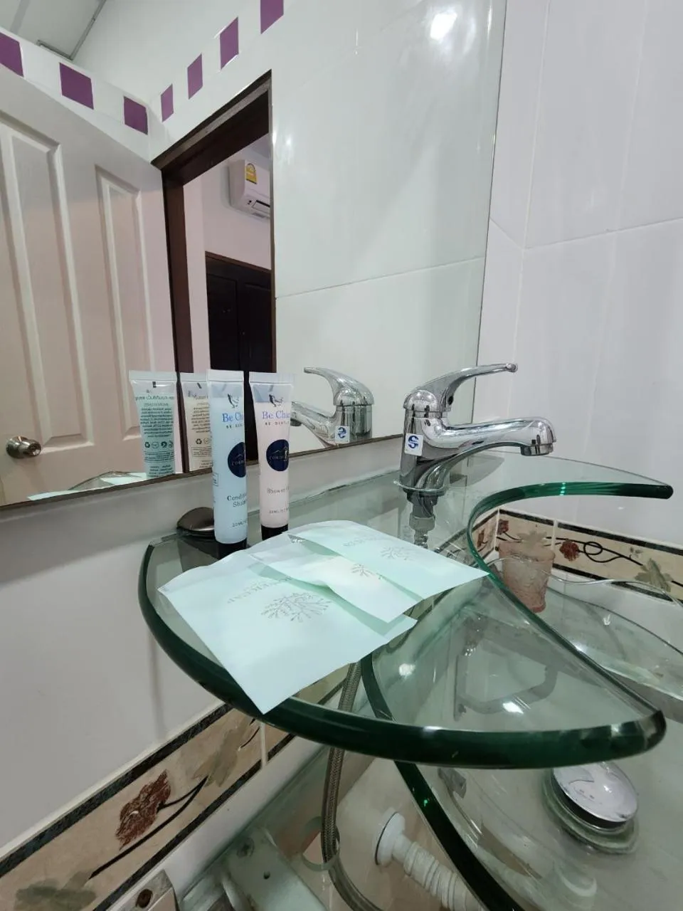 Bathroom in Cordelia Resort Sam Roi Yot