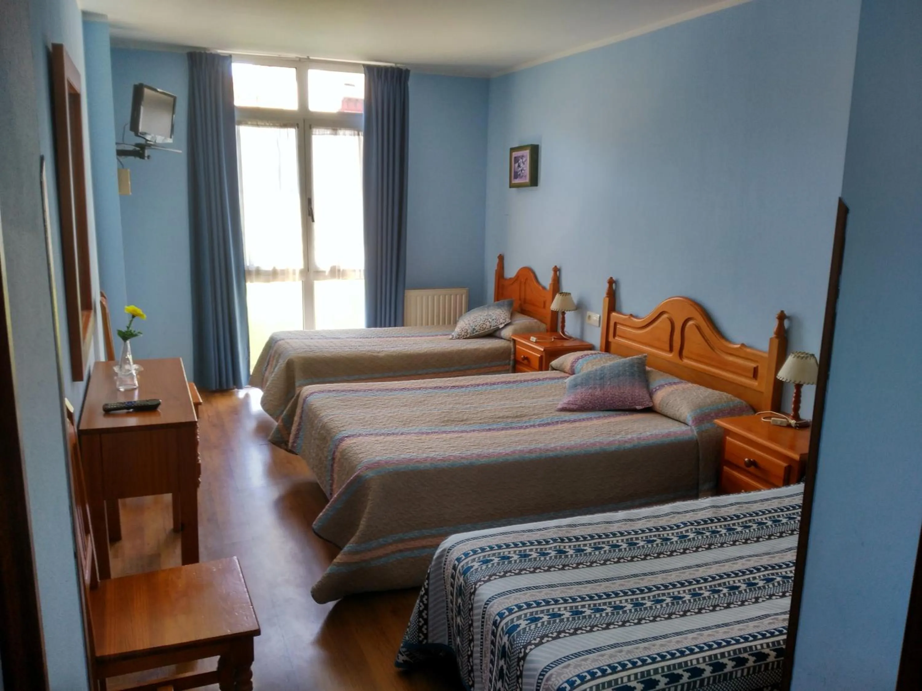 Photo of the whole room, Bed in Hotel Águila Real