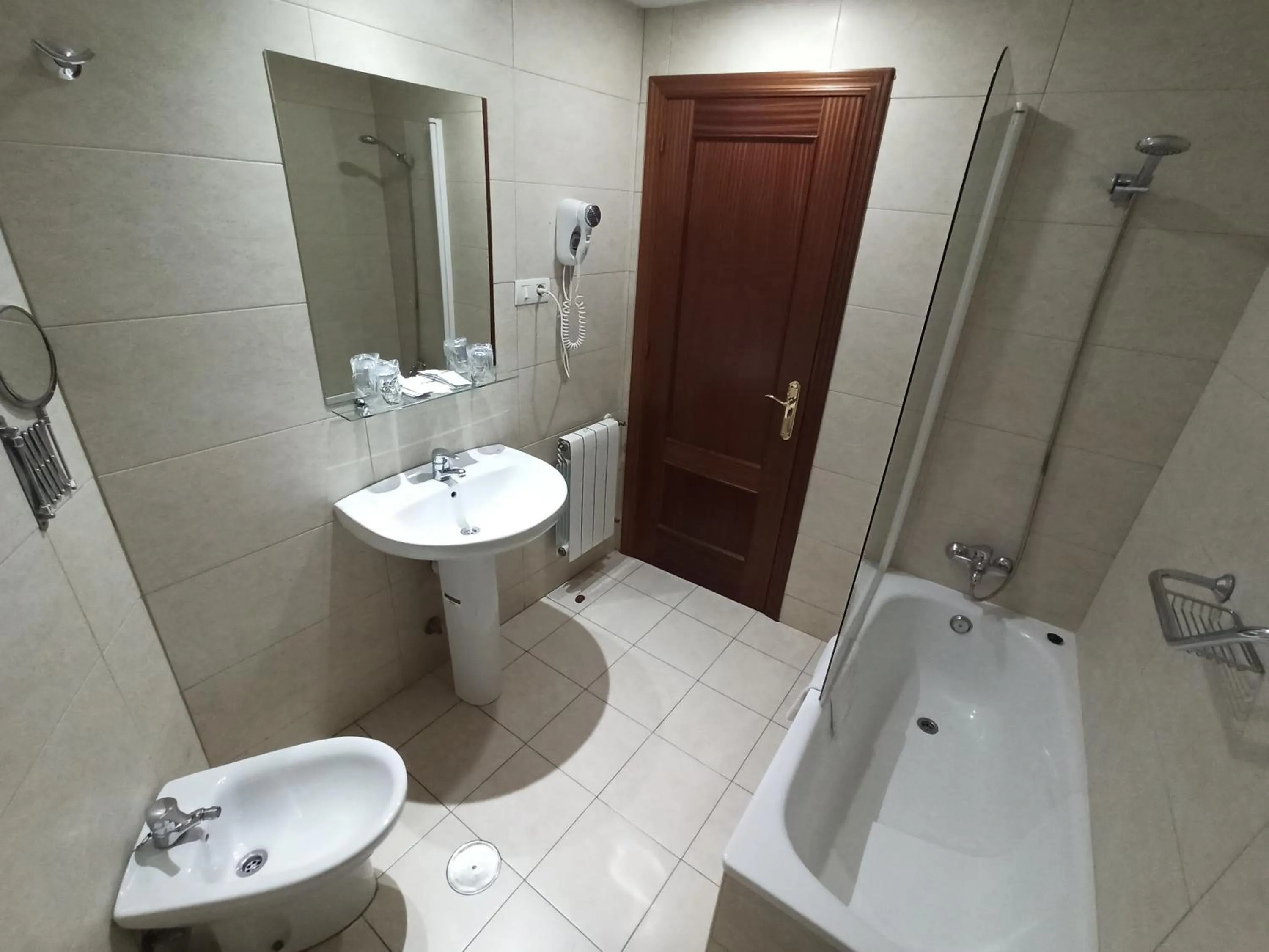 Bathroom in Hotel Águila Real