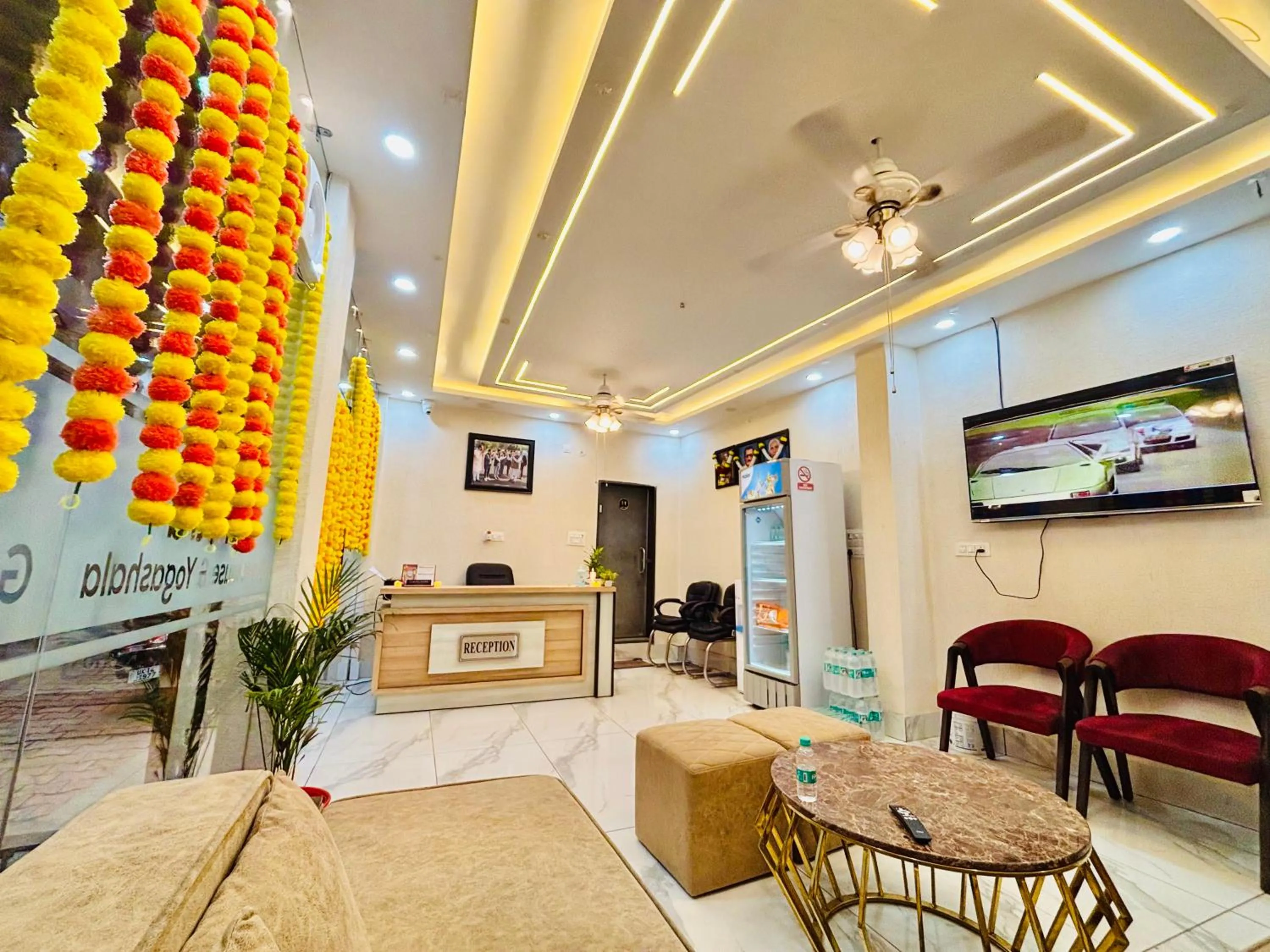 Trinetra Guest House