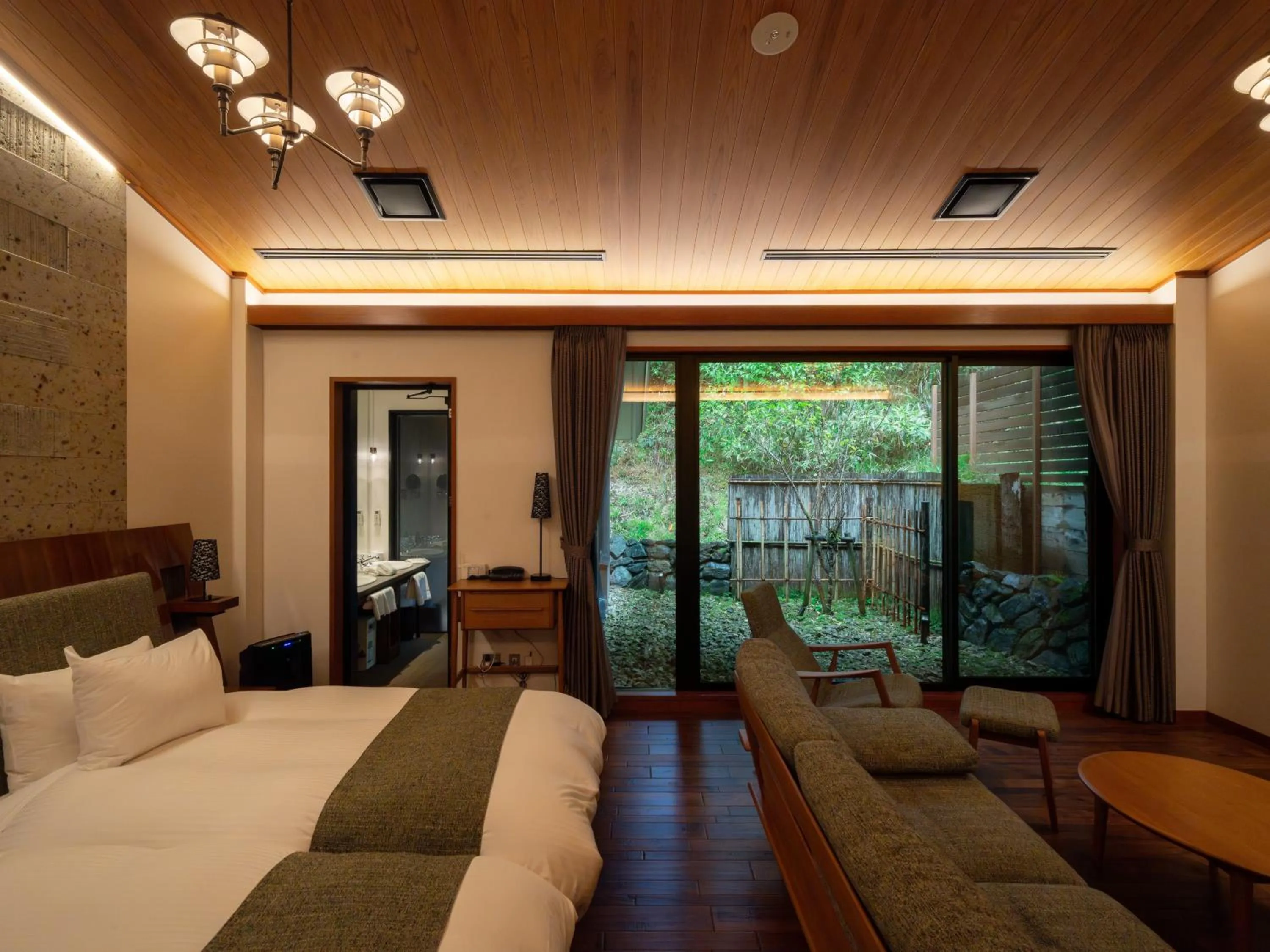 Photo of the whole room, Bed in Nikko Nishimachi Club