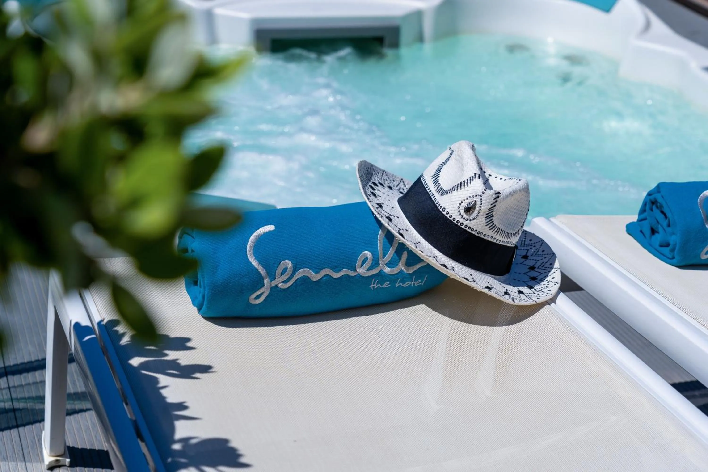 Hot Tub in Semeli Hotel Mykonos