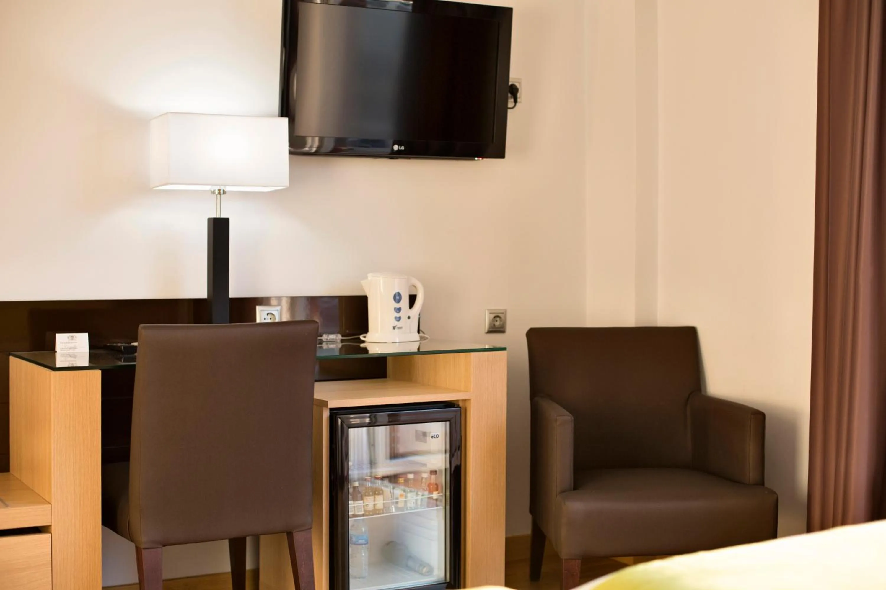 TV and multimedia in Hotel Baviera