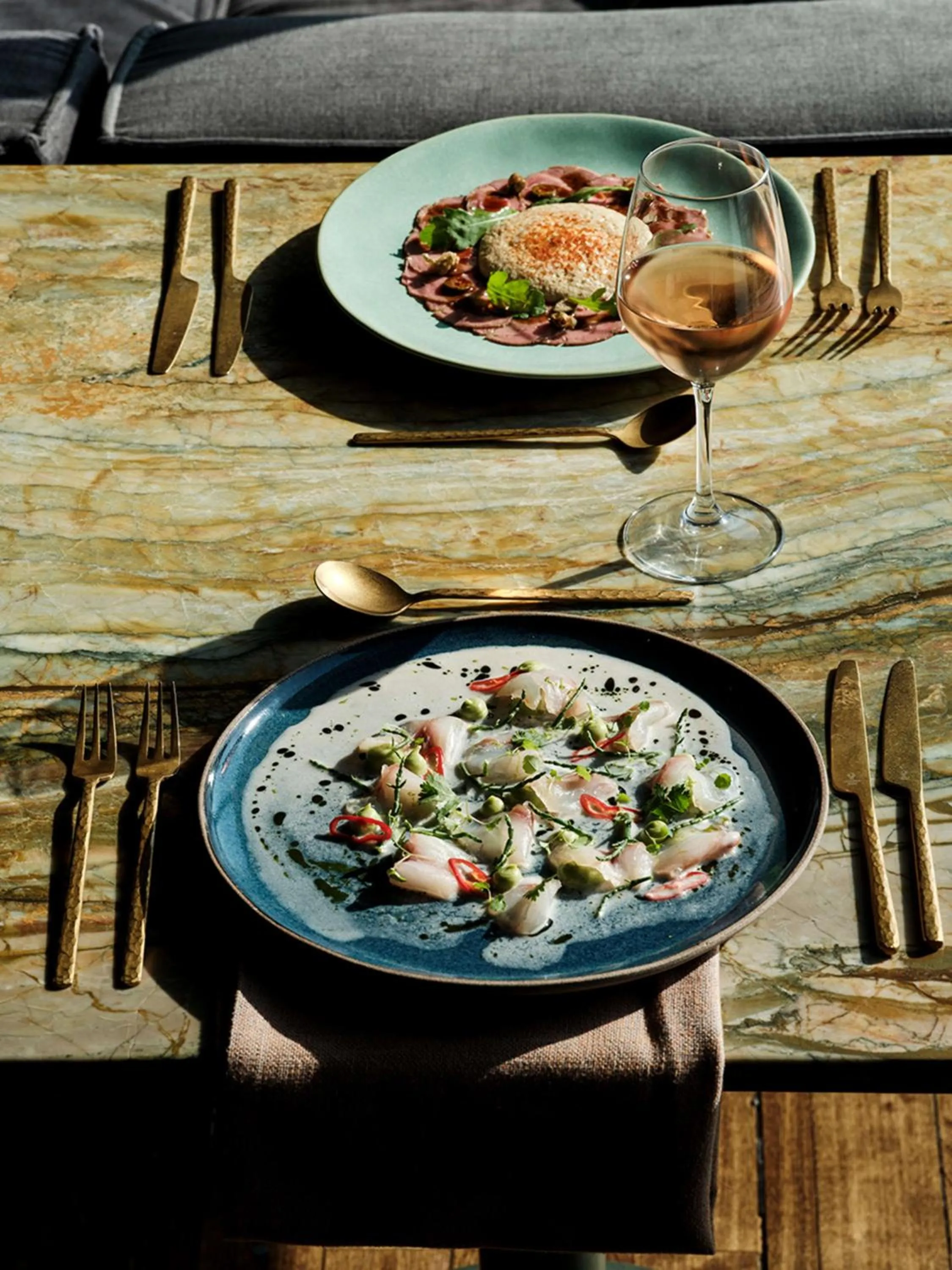 Restaurant/places to eat in Radisson Blu Park Hotel Athens