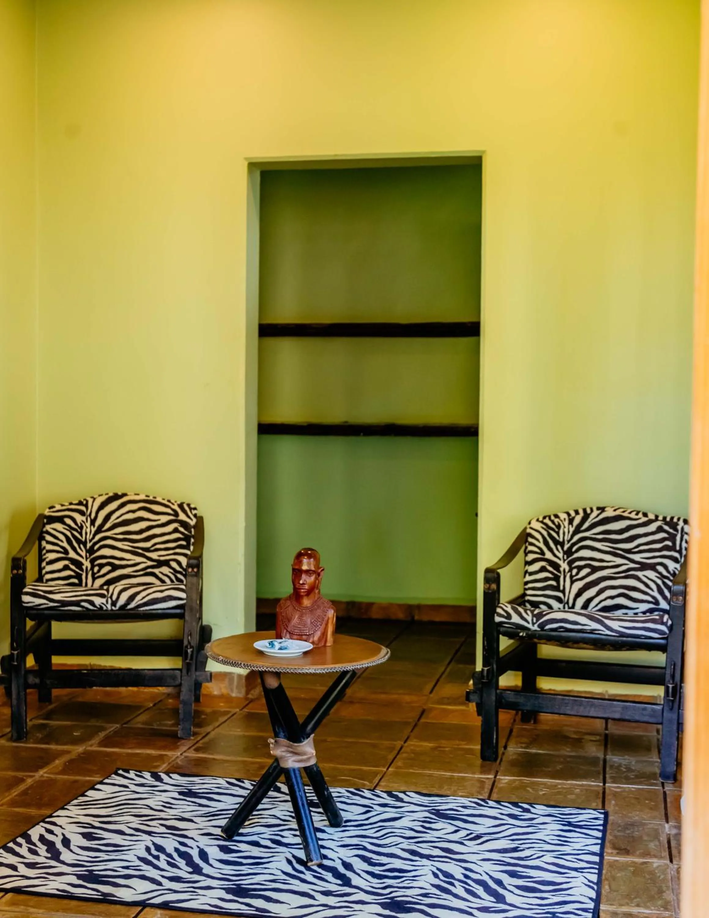 Living room in Weru Weru River Lodge