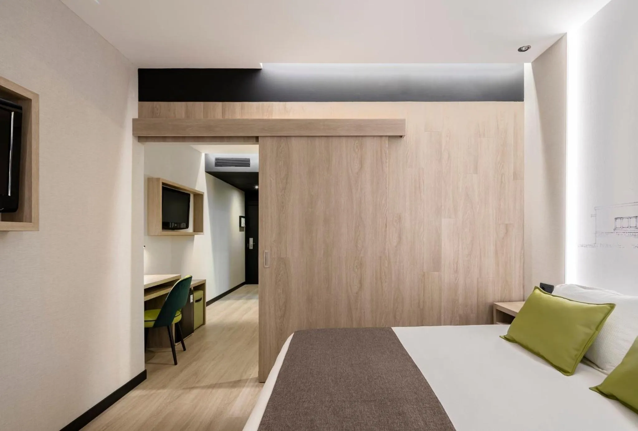 Photo of the whole room, Bed in Sercotel Hotel Parque