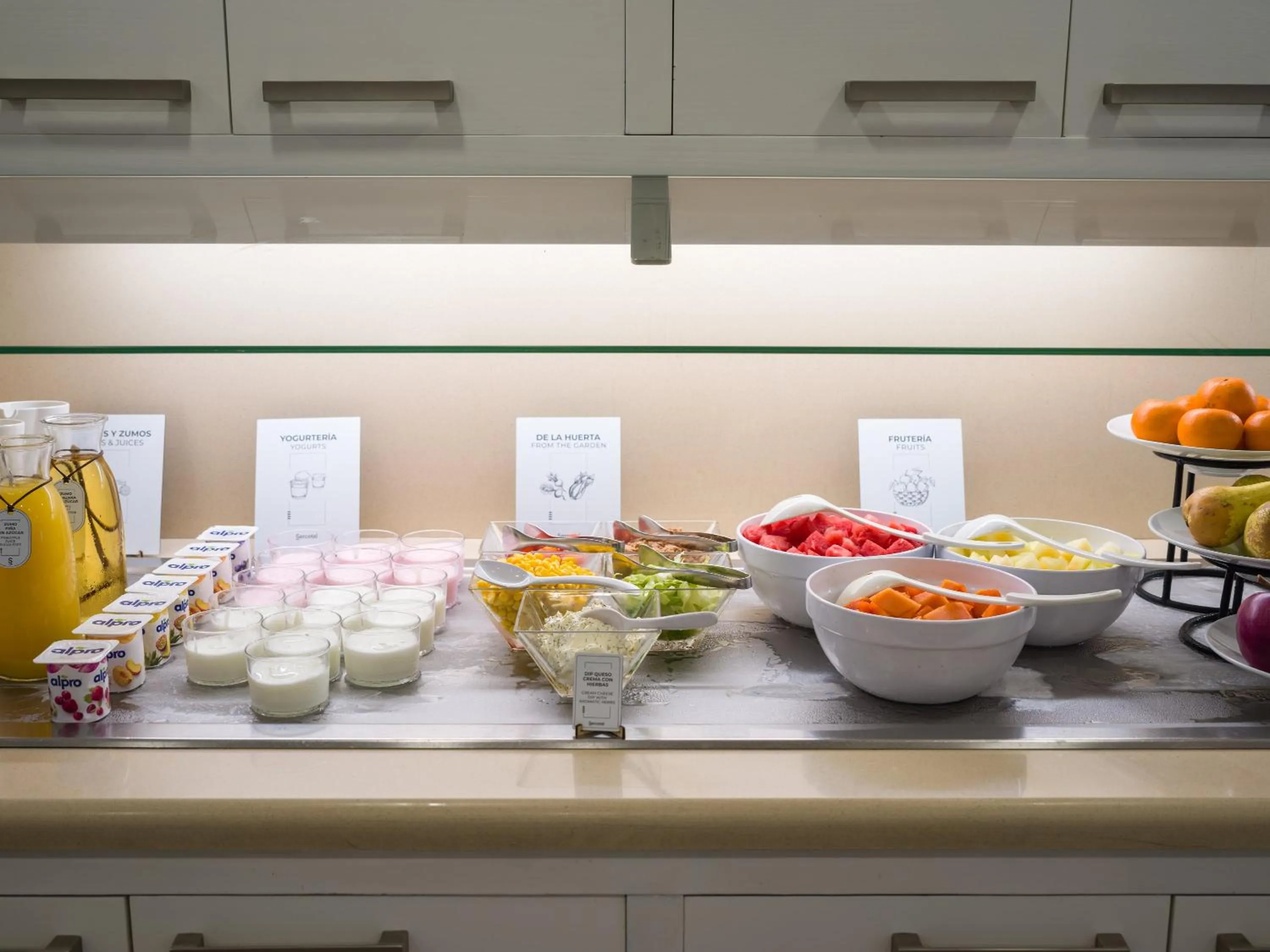 Breakfast in Sercotel Hotel Parque