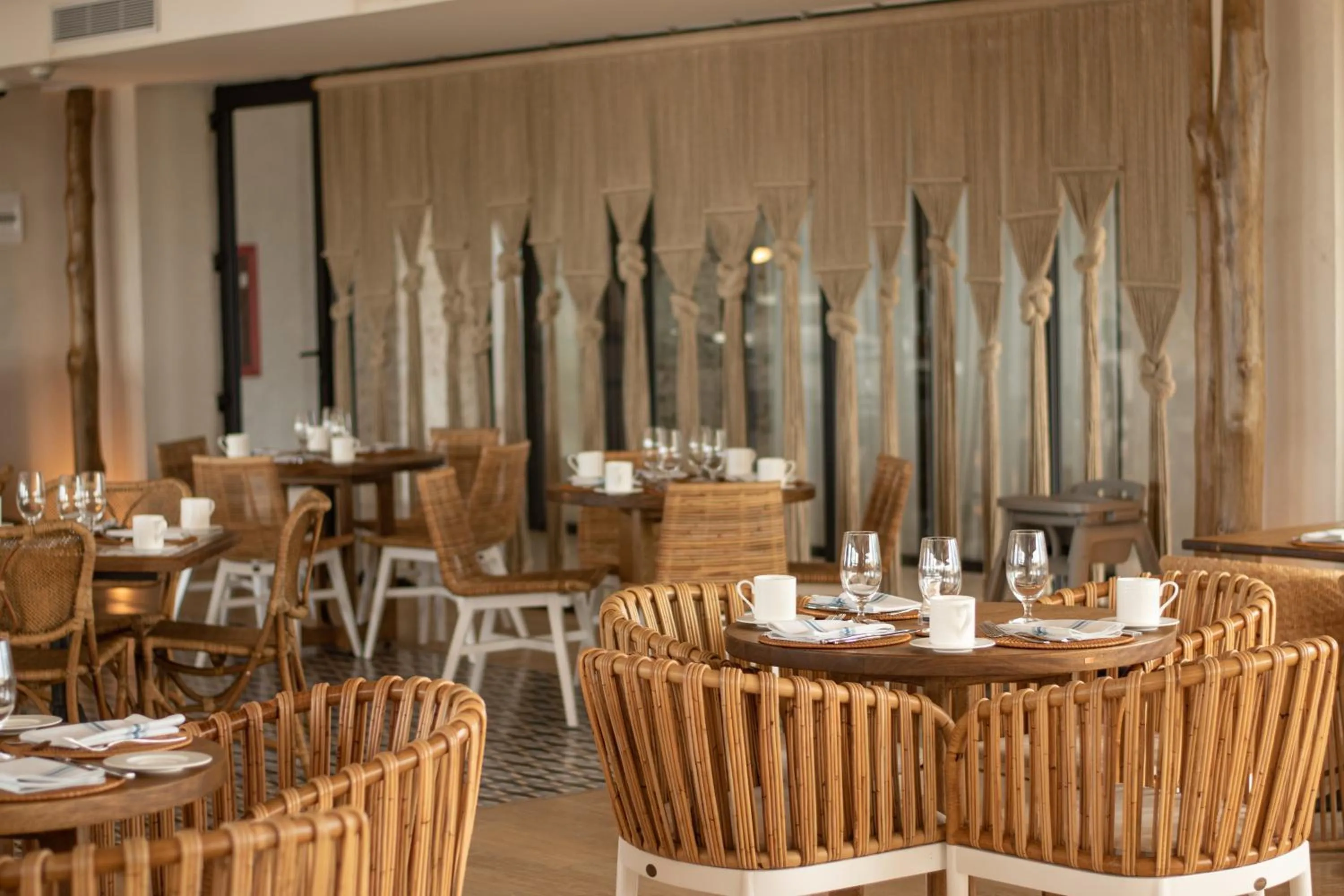 Restaurant/places to eat in Nattivo Collection Hotel