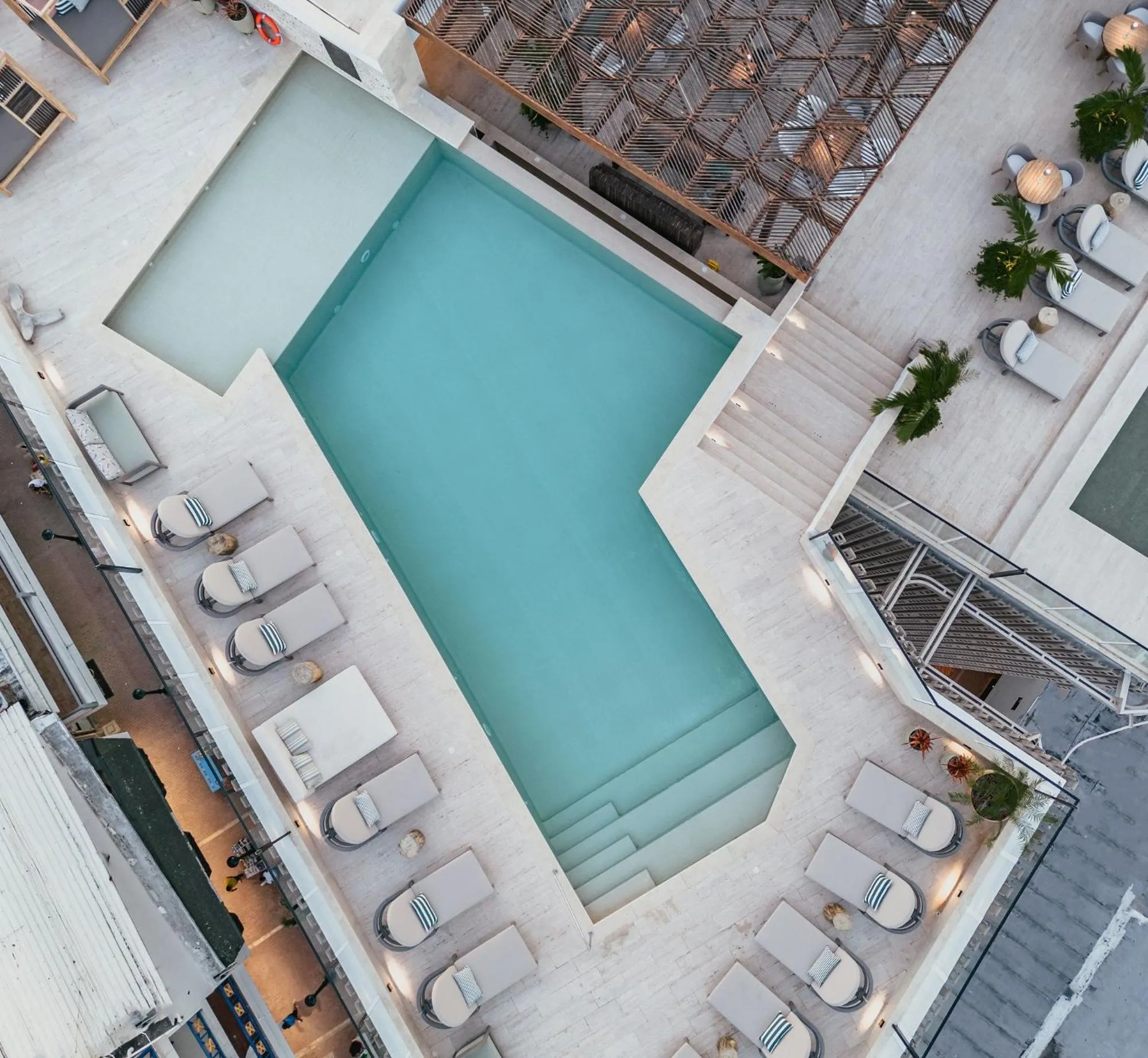 Day in Nattivo Collection Hotel