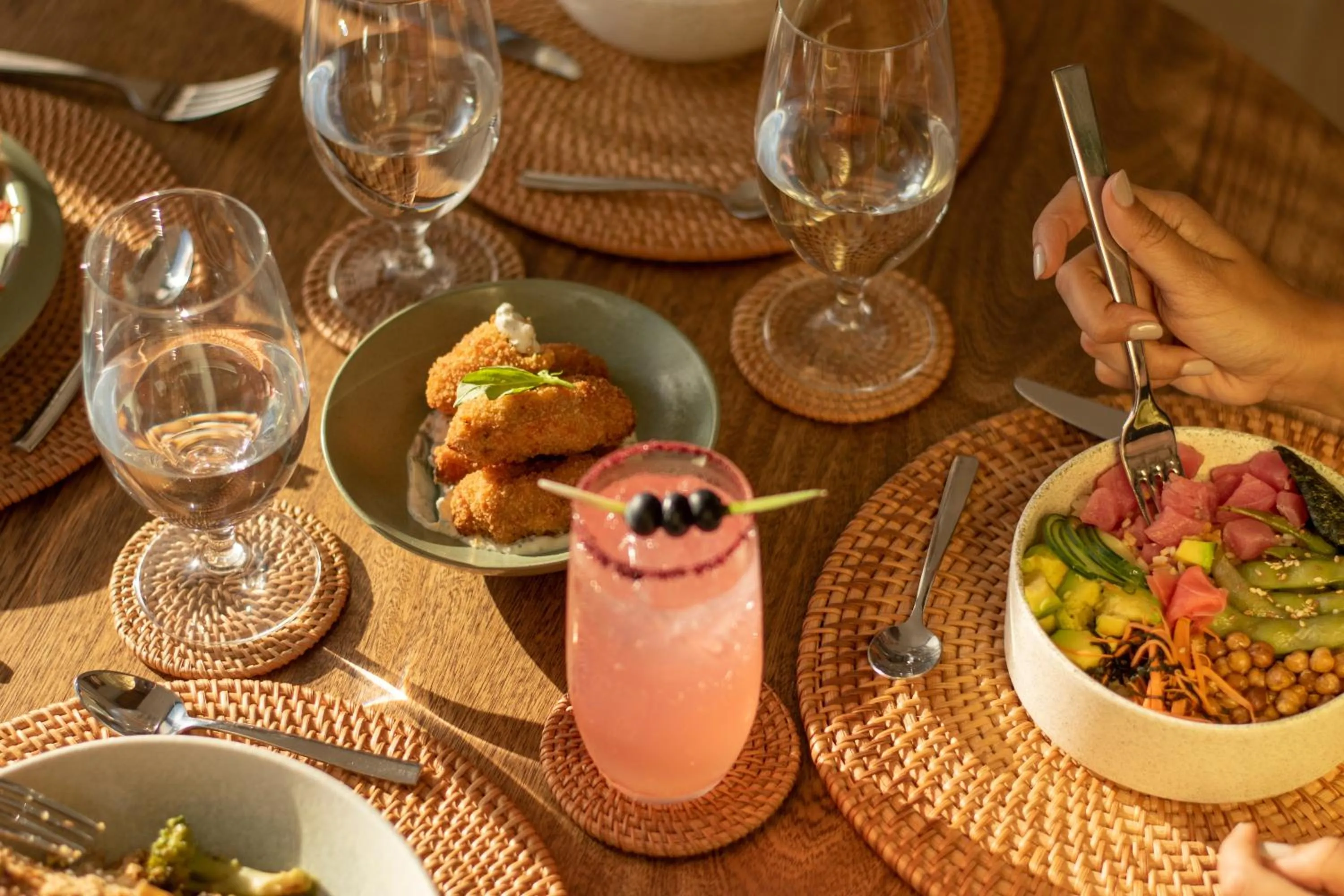 Food and drinks in Nattivo Collection Hotel