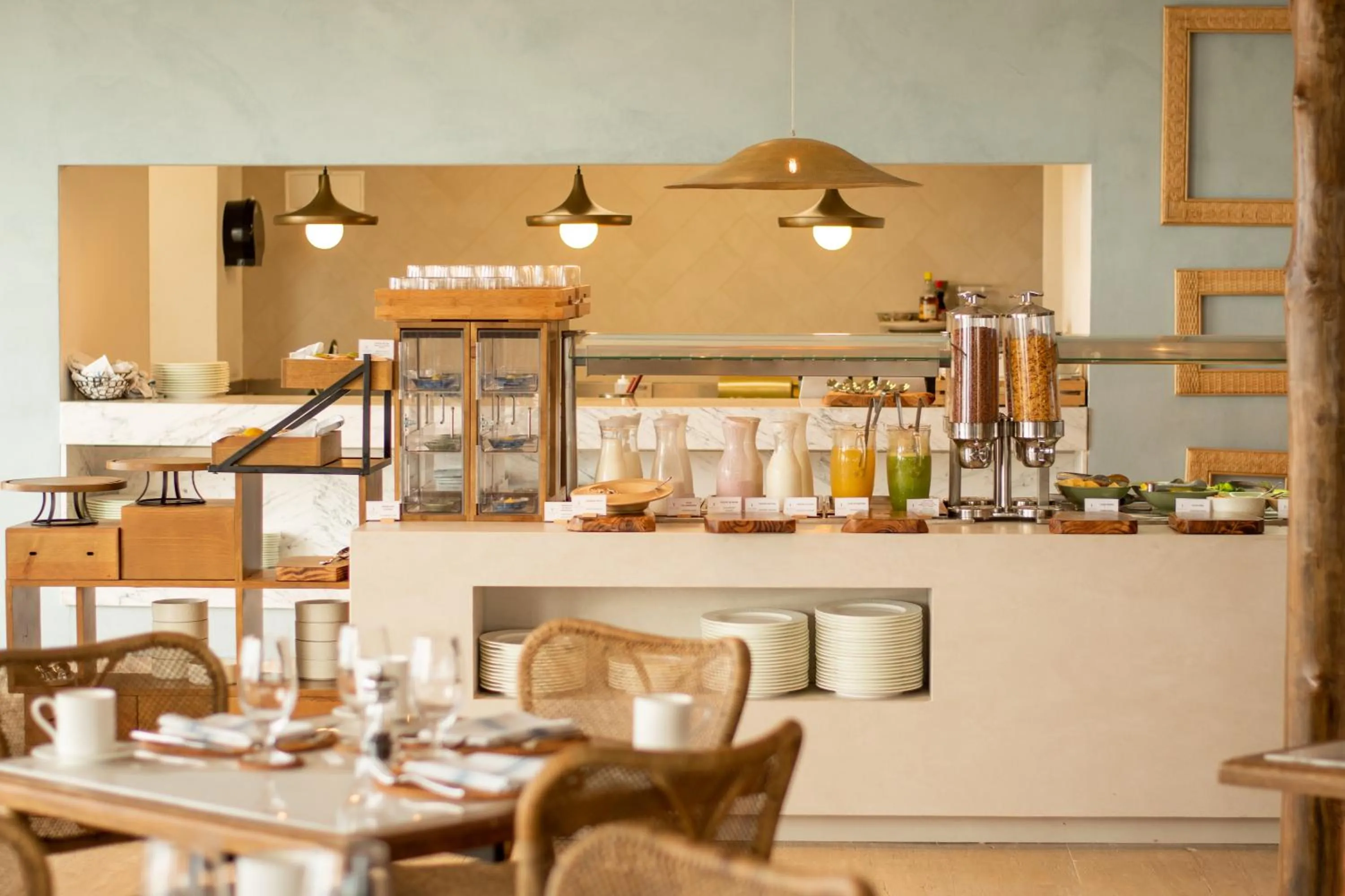 Food and drinks in Nattivo Collection Hotel