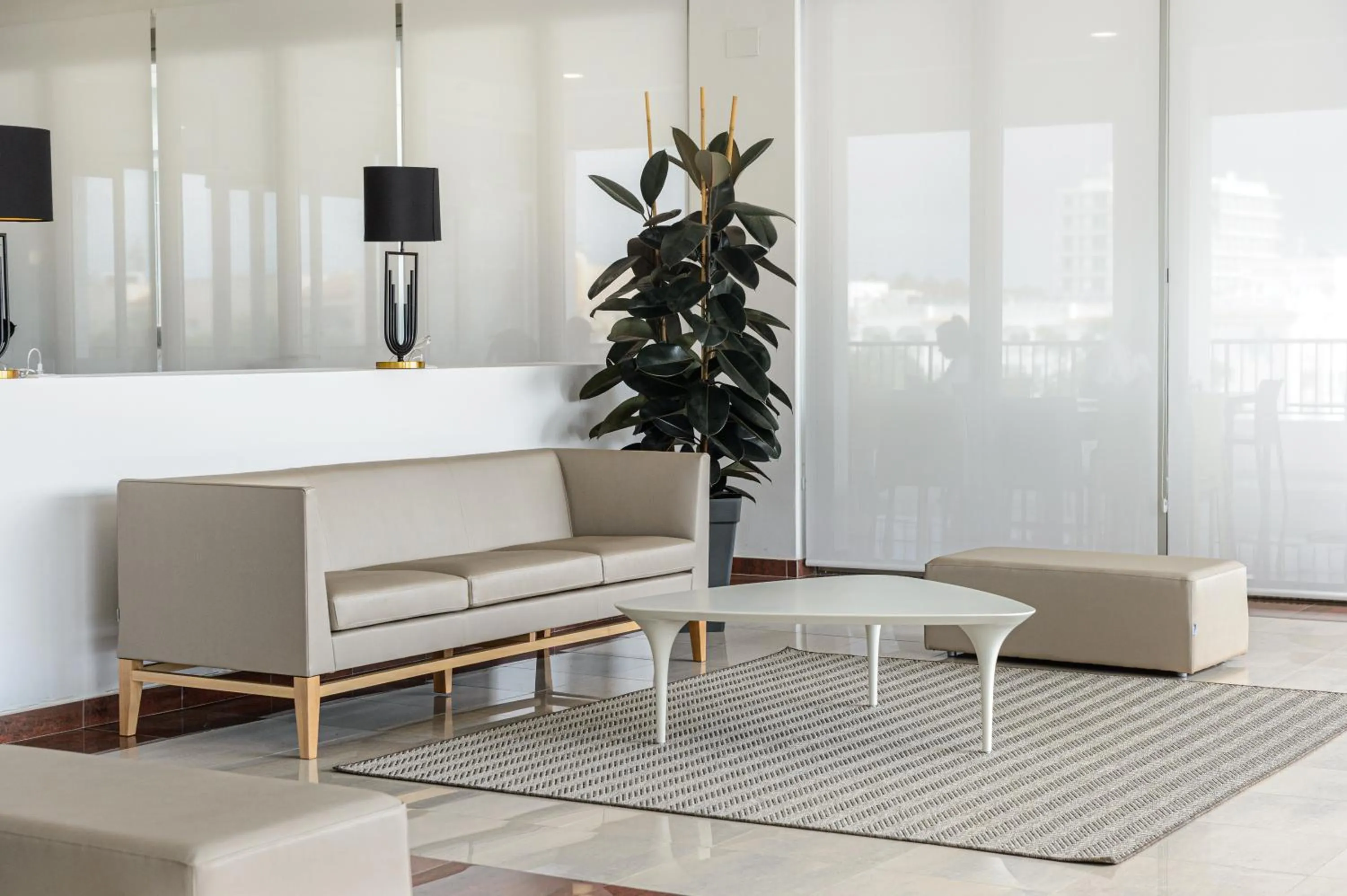 Seating area in Hotel Vibra Riviera